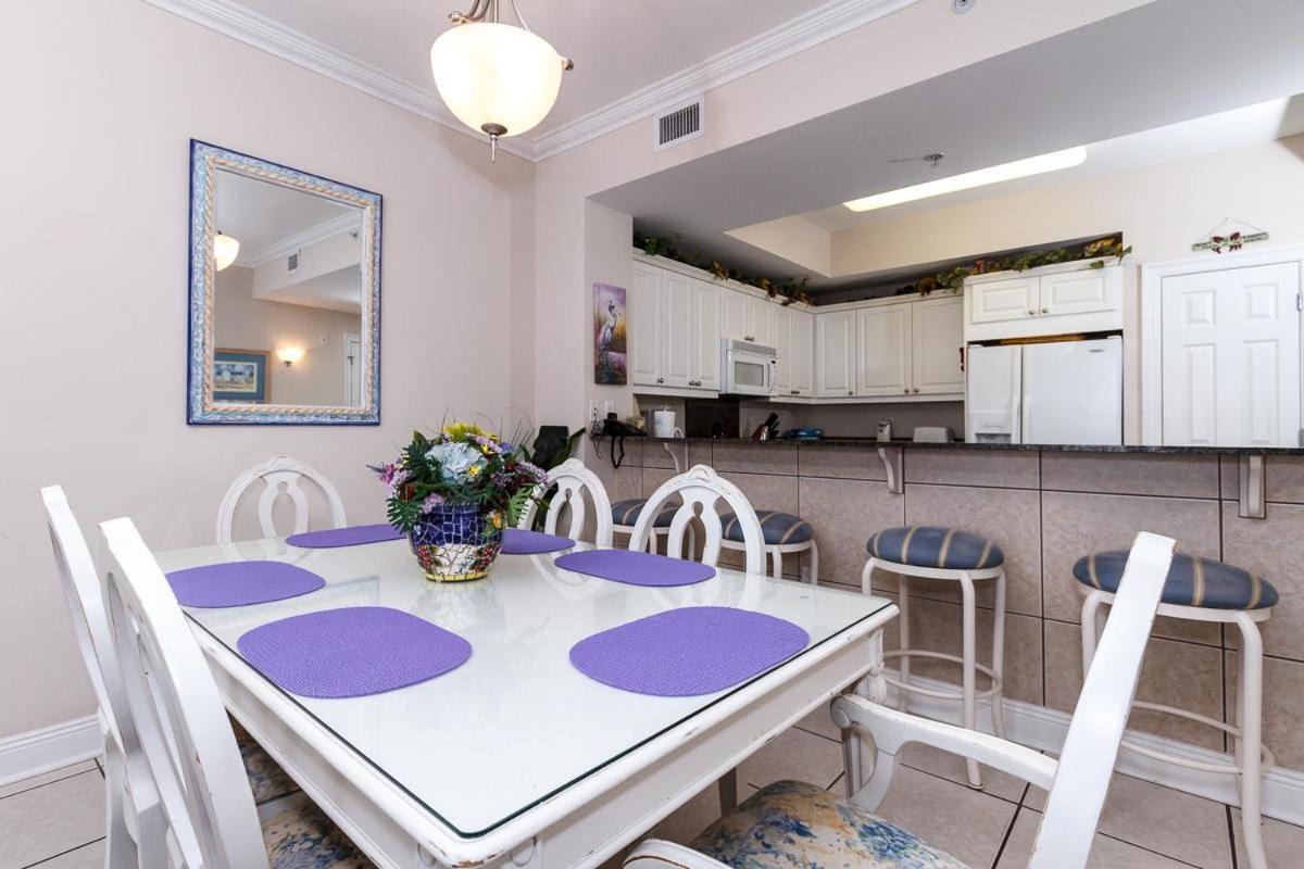 Apartment Smp 402 - Large 3 Bedroom Beachfront - Sleeps 10! *