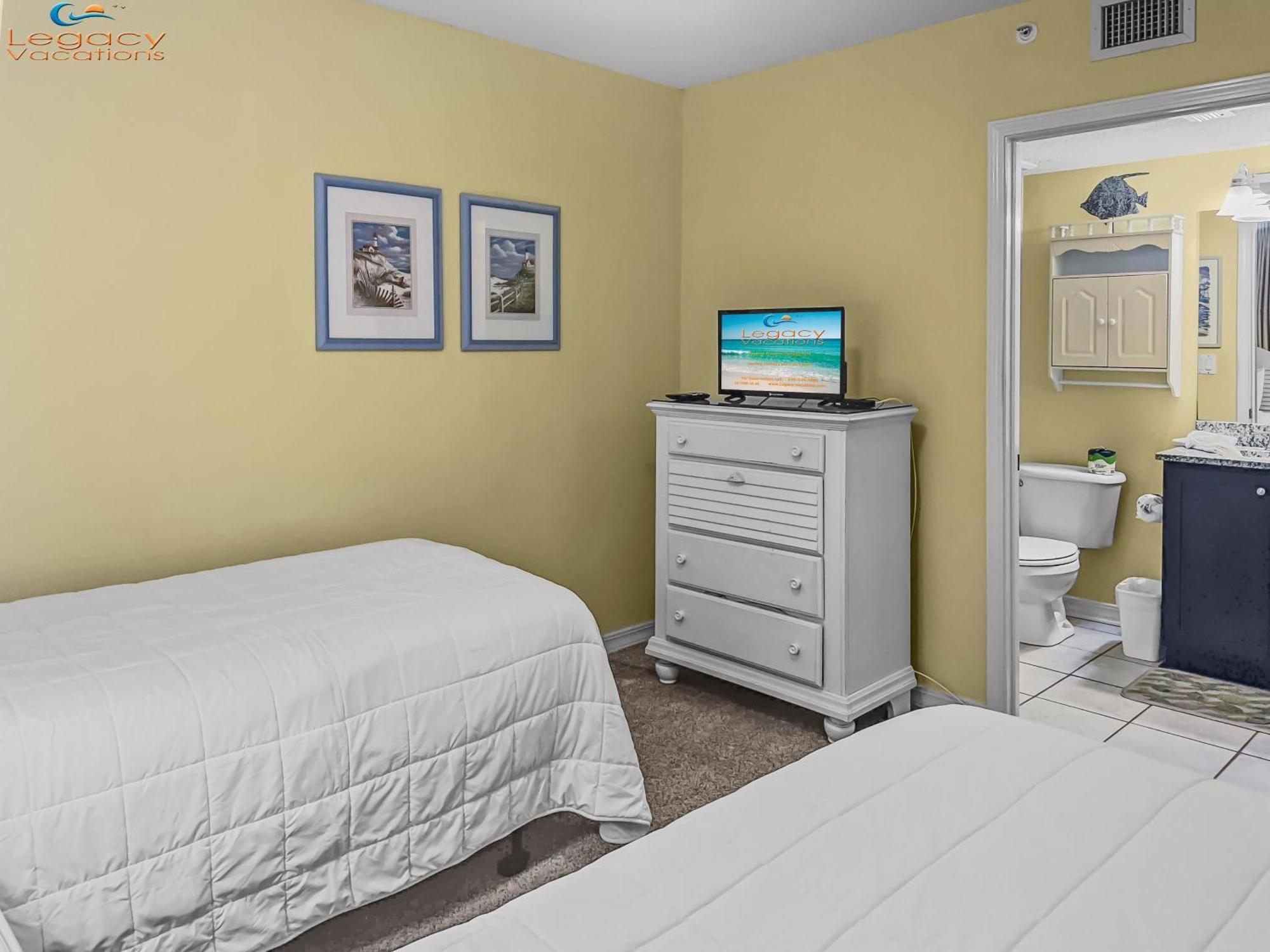 Ip301-beautiful 3 Bed Beachfront-premium Amenities Apartment