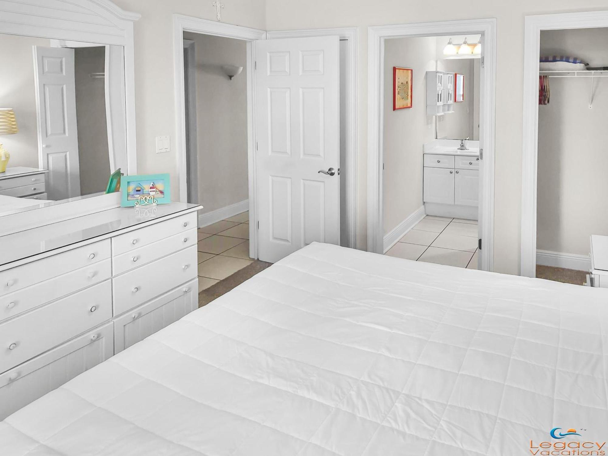 Smp 402 - Large 3 Bedroom Beachfront - Sleeps 10! Apartment