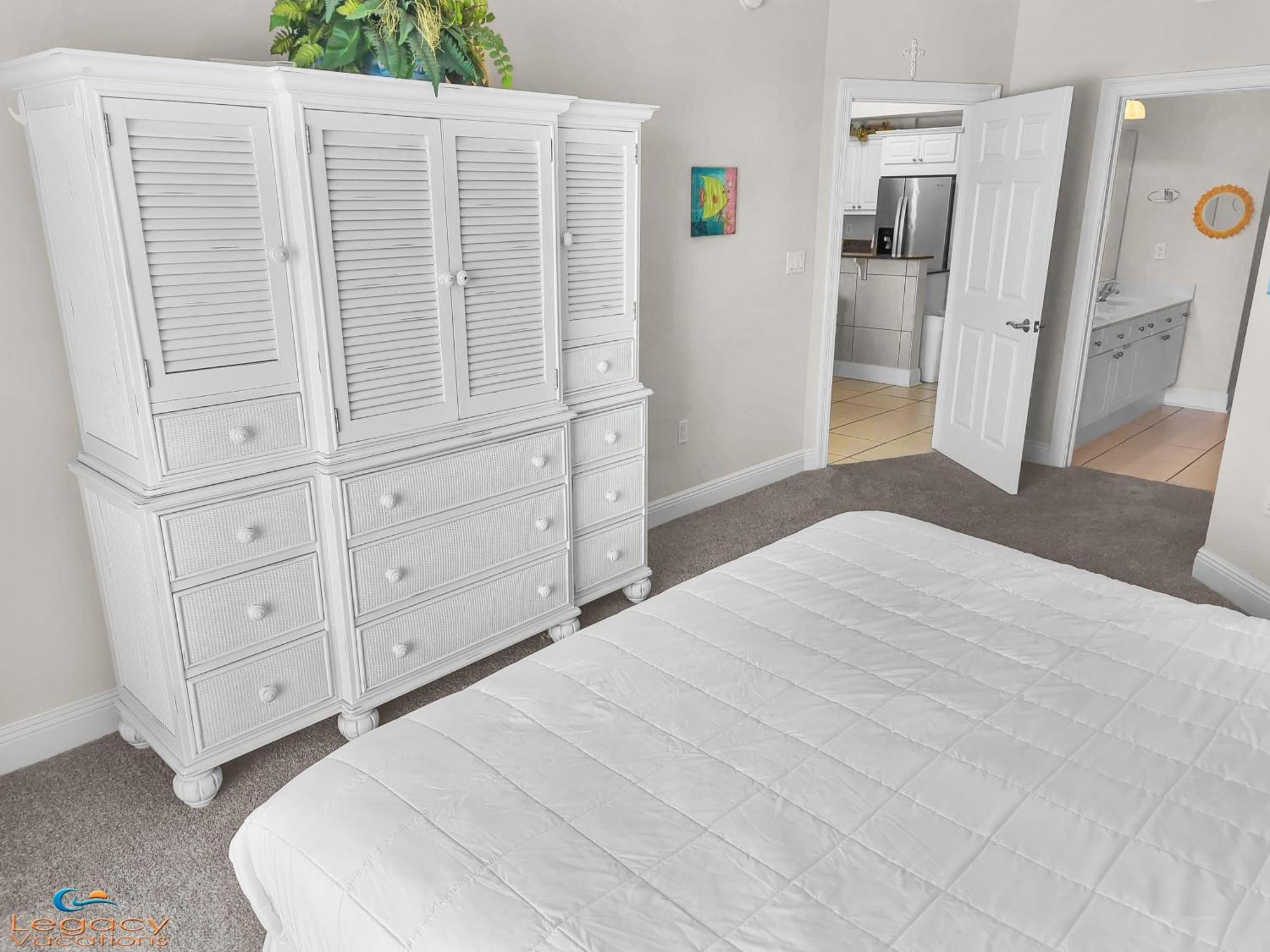 Apartment Smp 402 - Large 3 Bedroom Beachfront - Sleeps 10! *