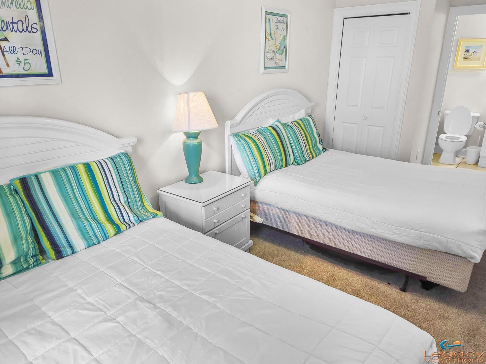 Apartment Smp 402 - Large 3 Bedroom Beachfront - Sleeps 10! *