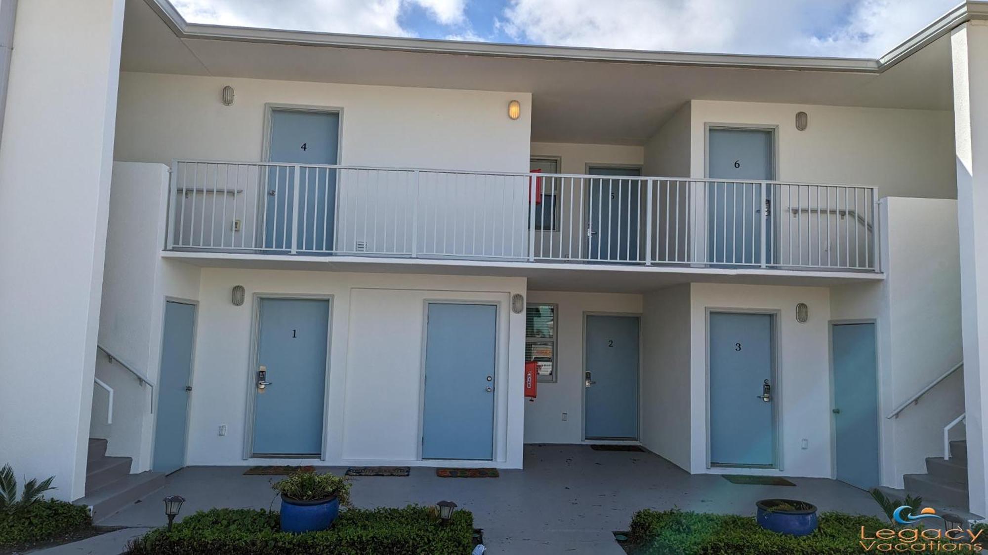 Apartment Is2 - Cozy 1 Bd - Steps Away From The *