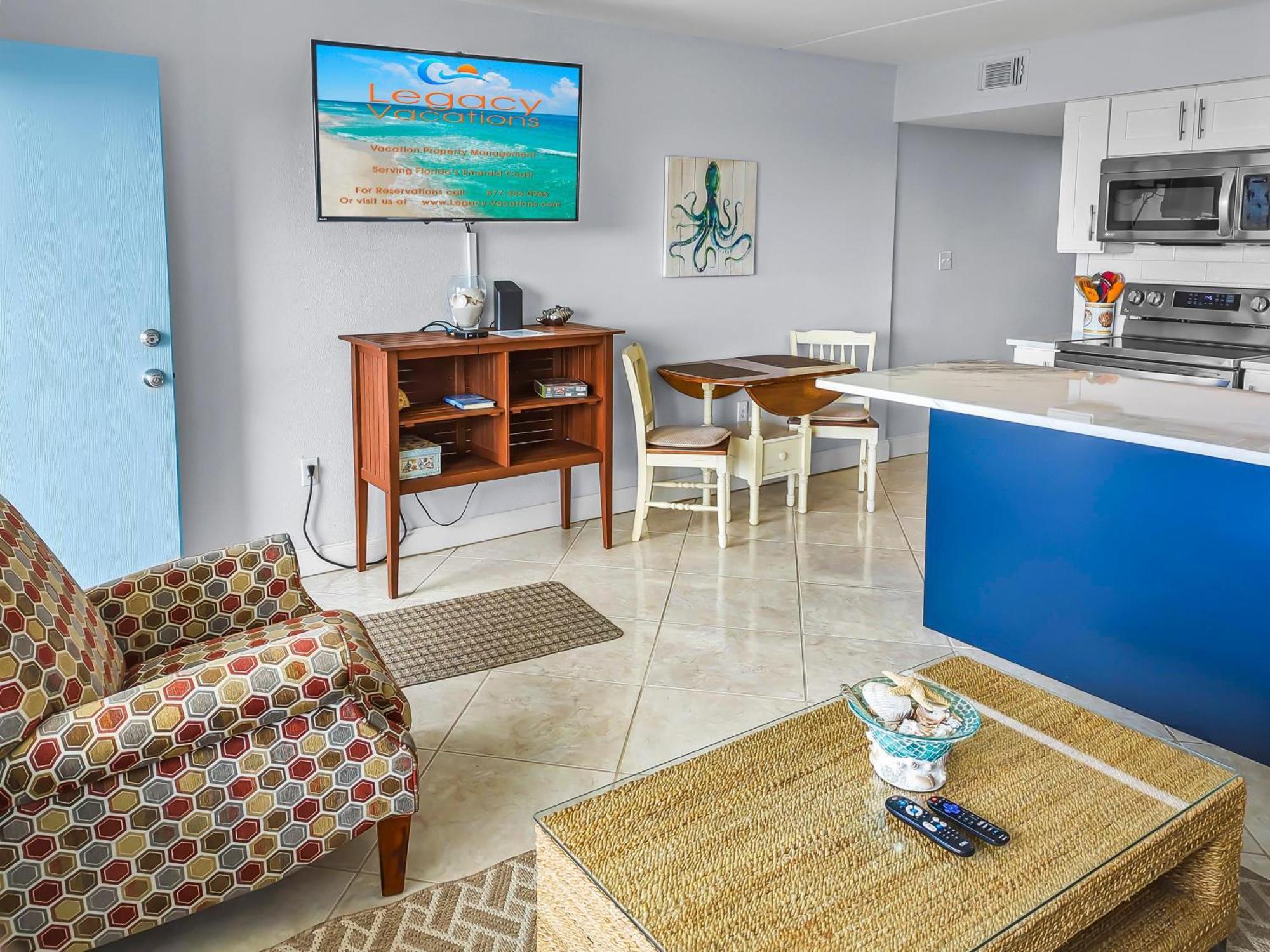 Is2 - Cozy 1 Bd - Steps Away From The