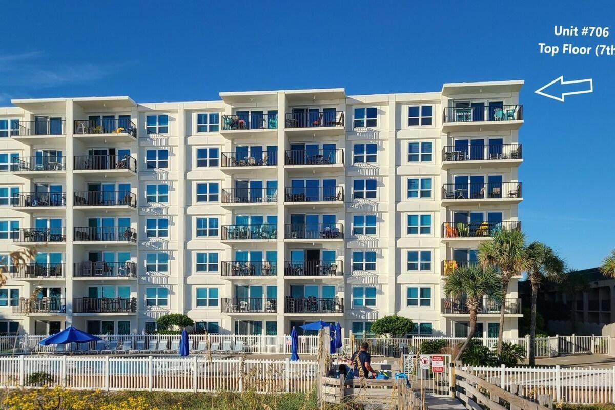 So 706 - Floor Updated 3bdr Beachfront Condo! *