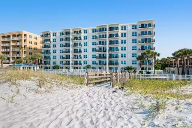 So 706 - Floor Updated 3bdr Beachfront Condo! * Fort Walton Beach