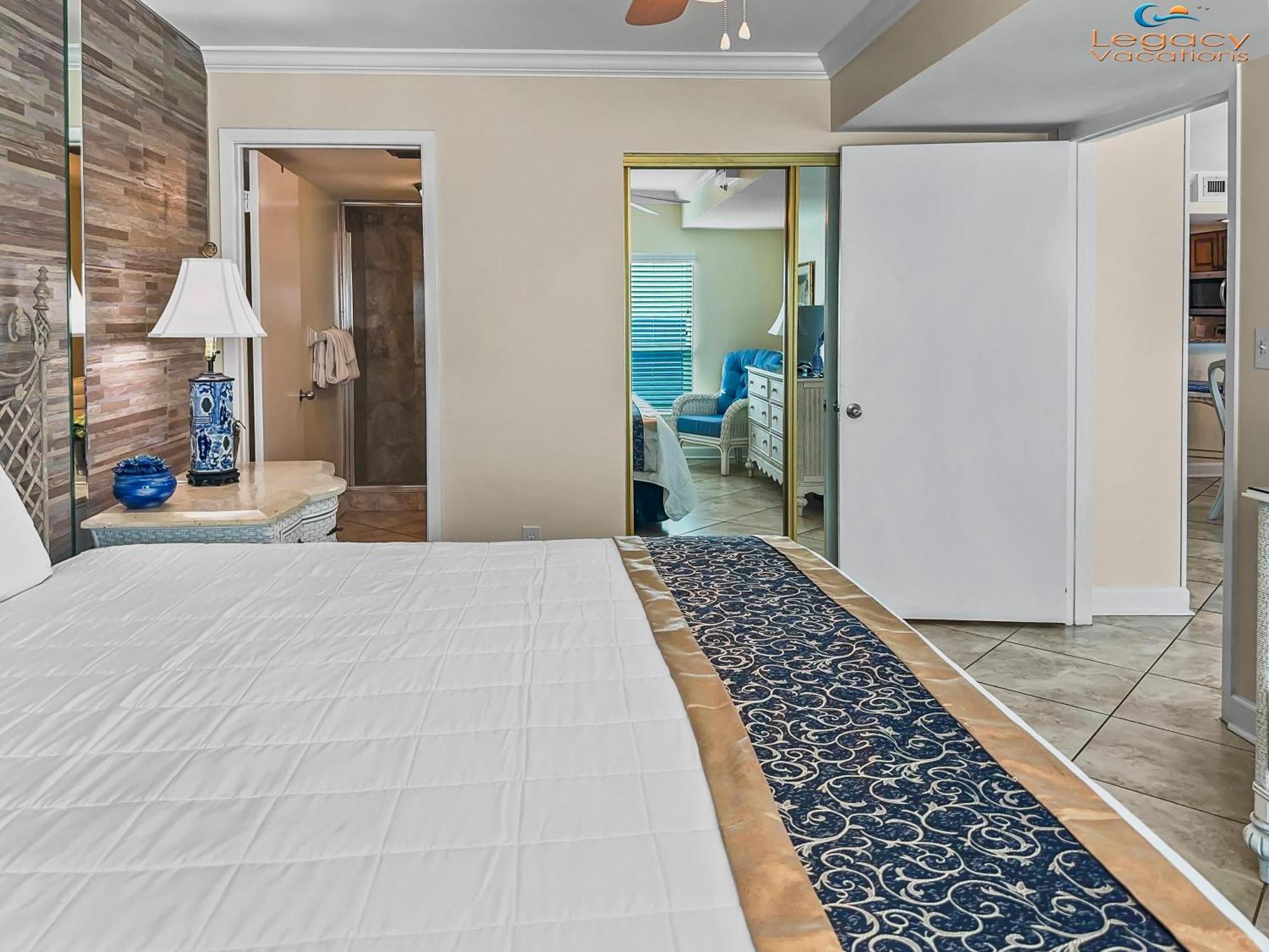So 706 - Floor Updated 3bdr Beachfront Condo! * Fort Walton Beach