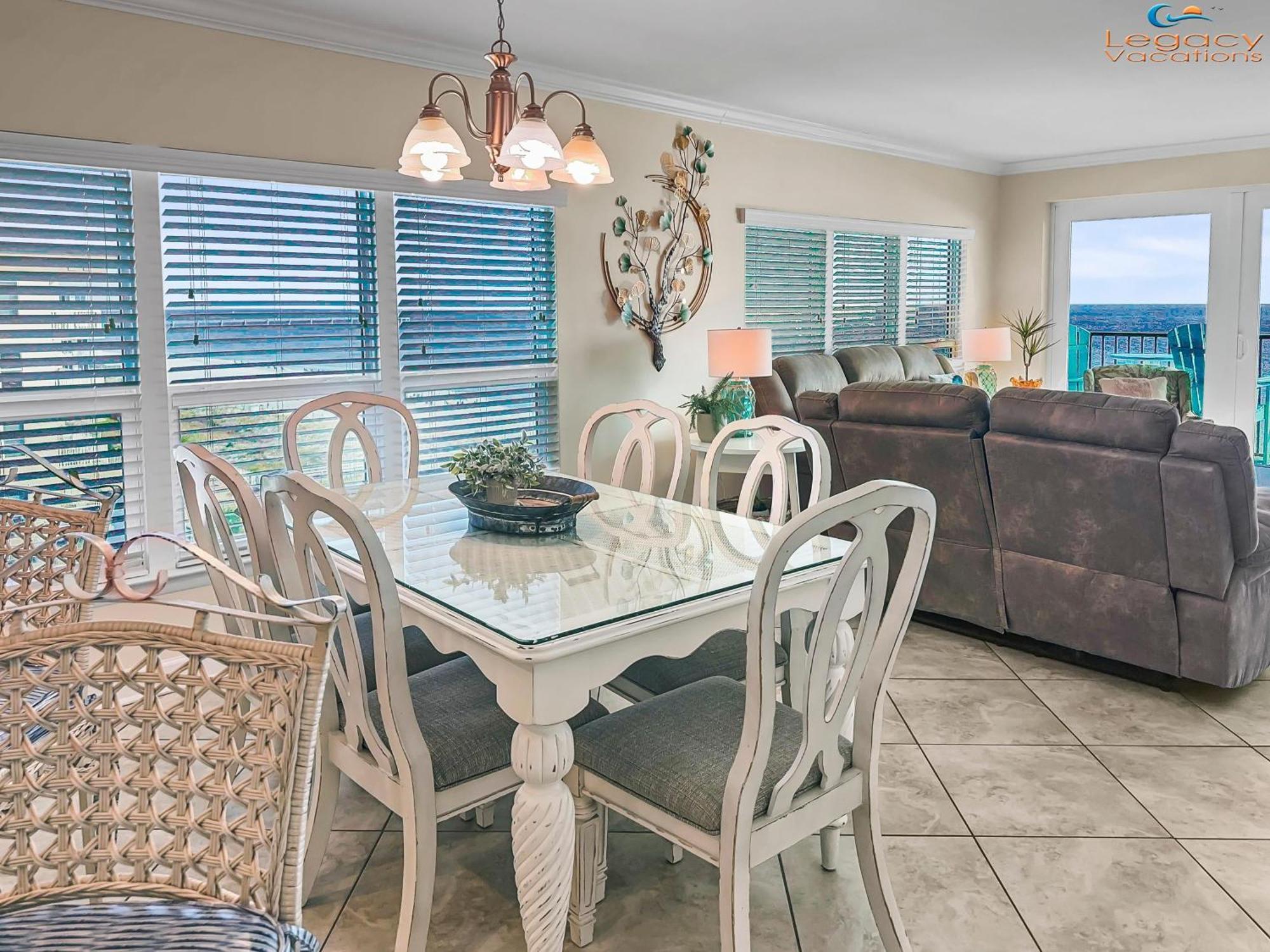 So 706 - Floor Updated 3bdr Beachfront Condo! Apartment *