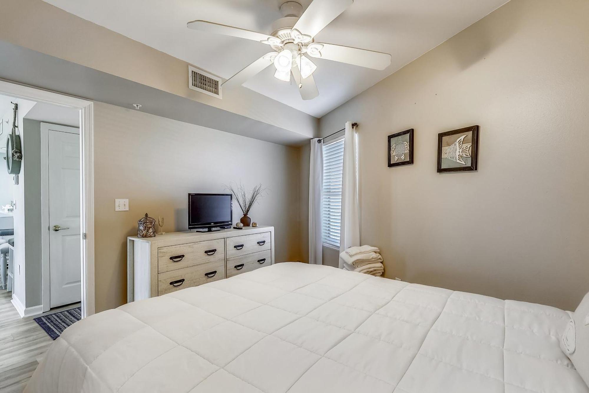 Seacrest 610- By Isle Apartment Fort Walton Beach