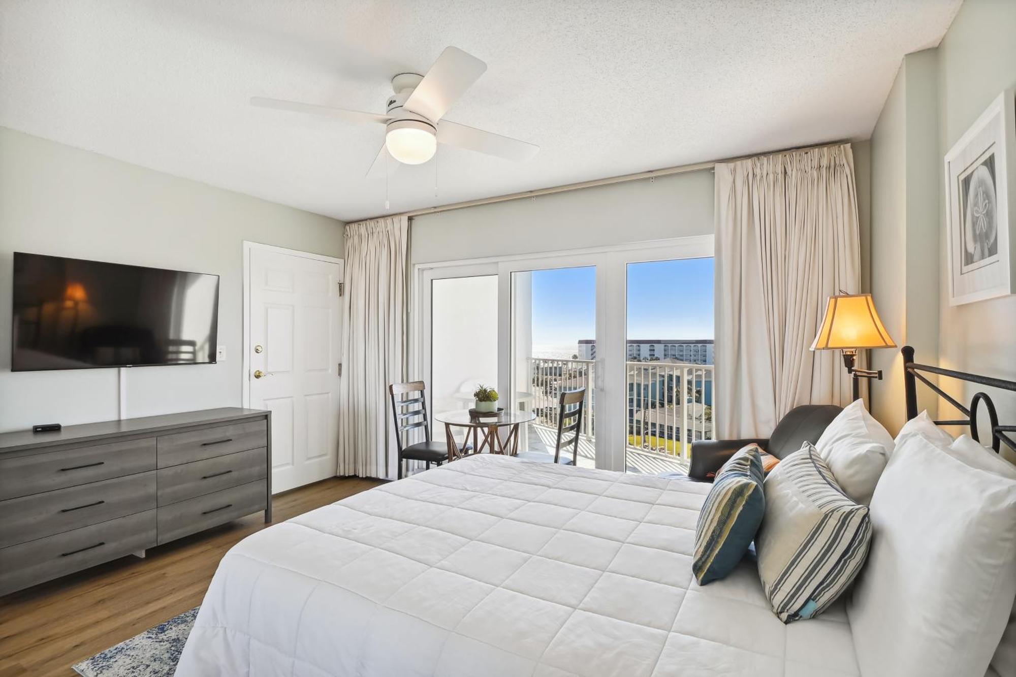 Apartment Seacrest 715ab- By Isle *