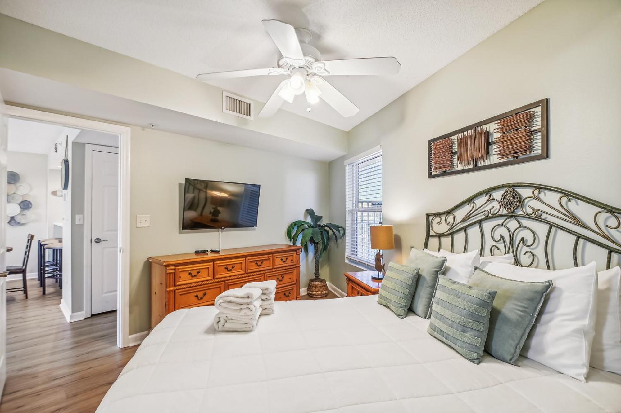 Seacrest 715b- By Isle * Fort Walton Beach