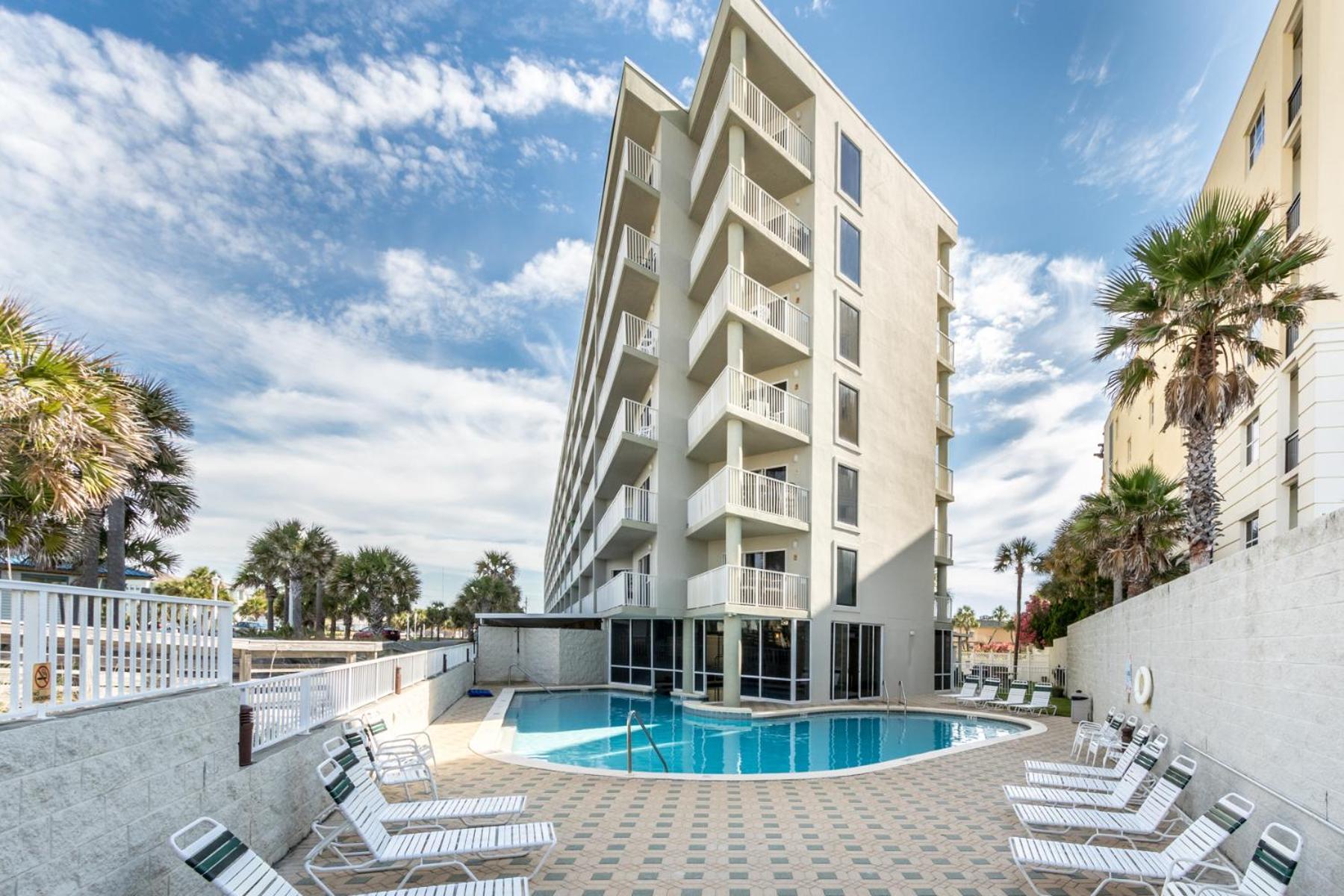 Seacrest 710- By Isle Apartment *