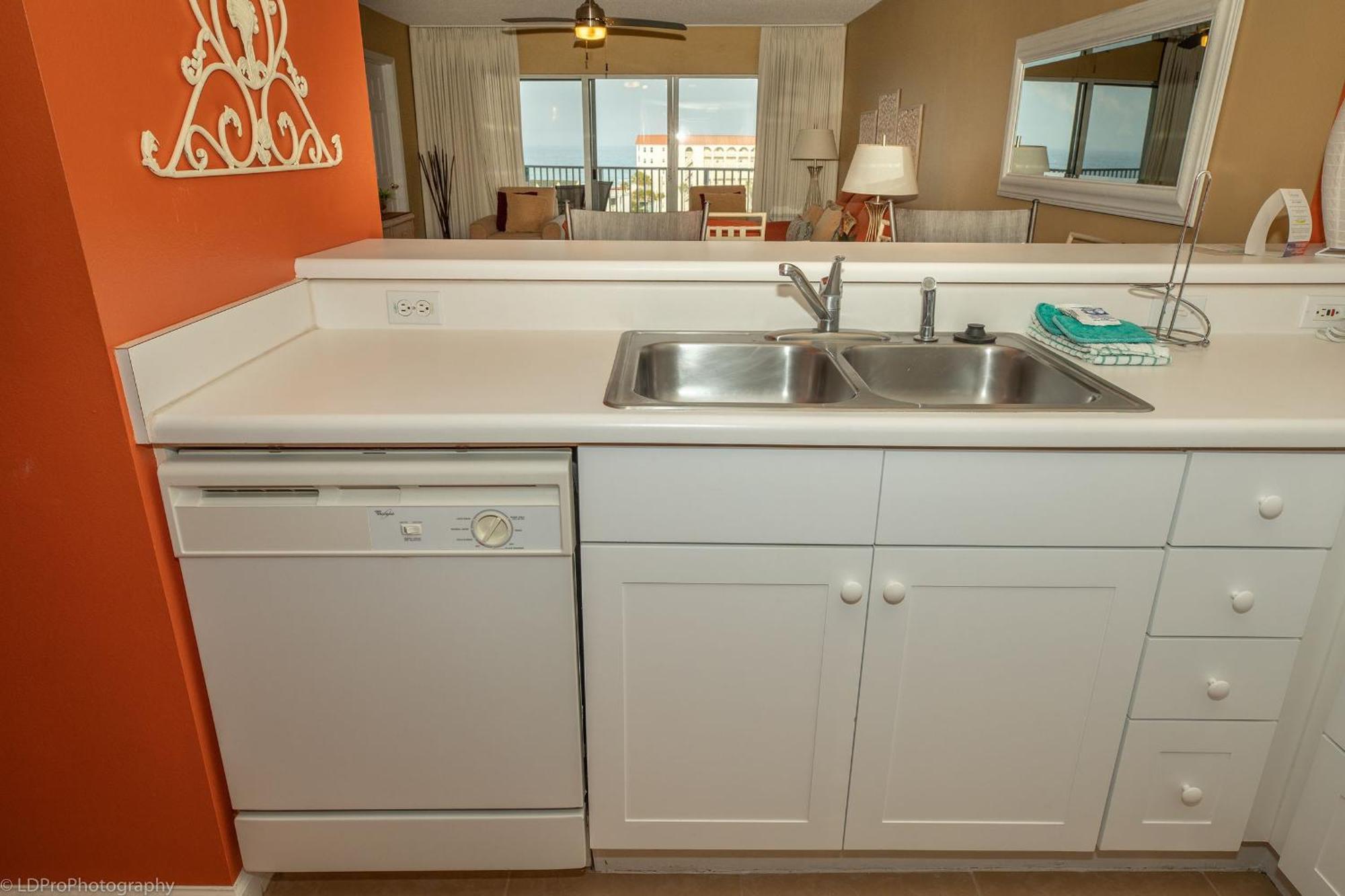Seacrest 705- By Isle Apartment
