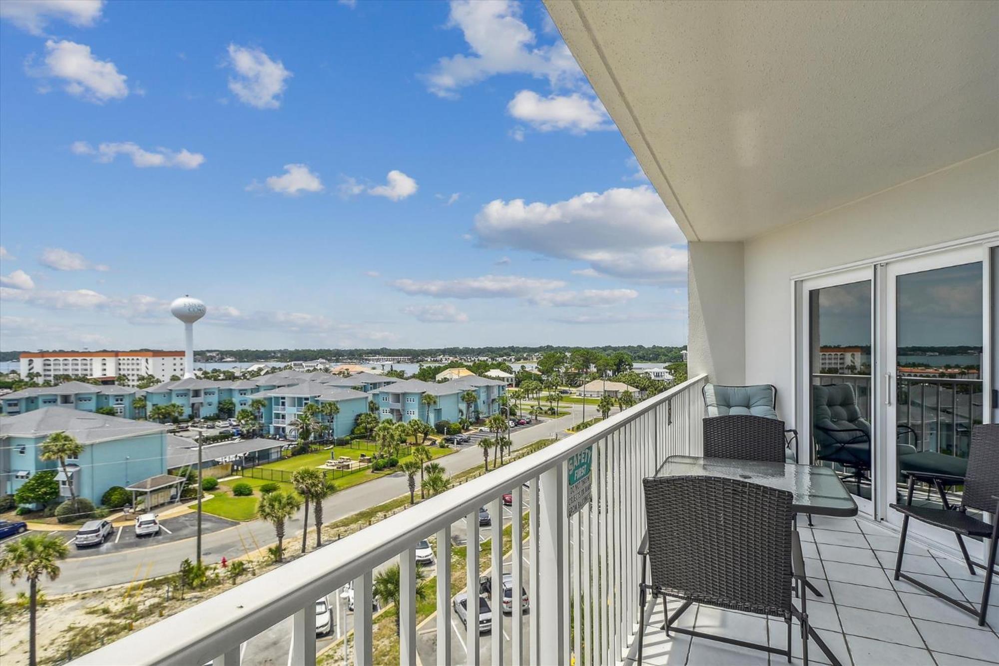 Apartment Seacrest 704- By Isle