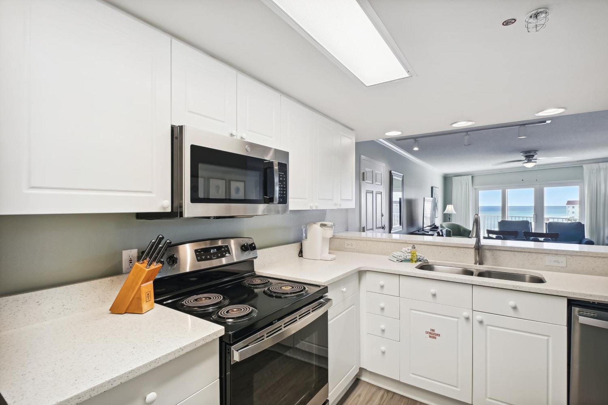 Apartment Seacrest 701b- By Isle *