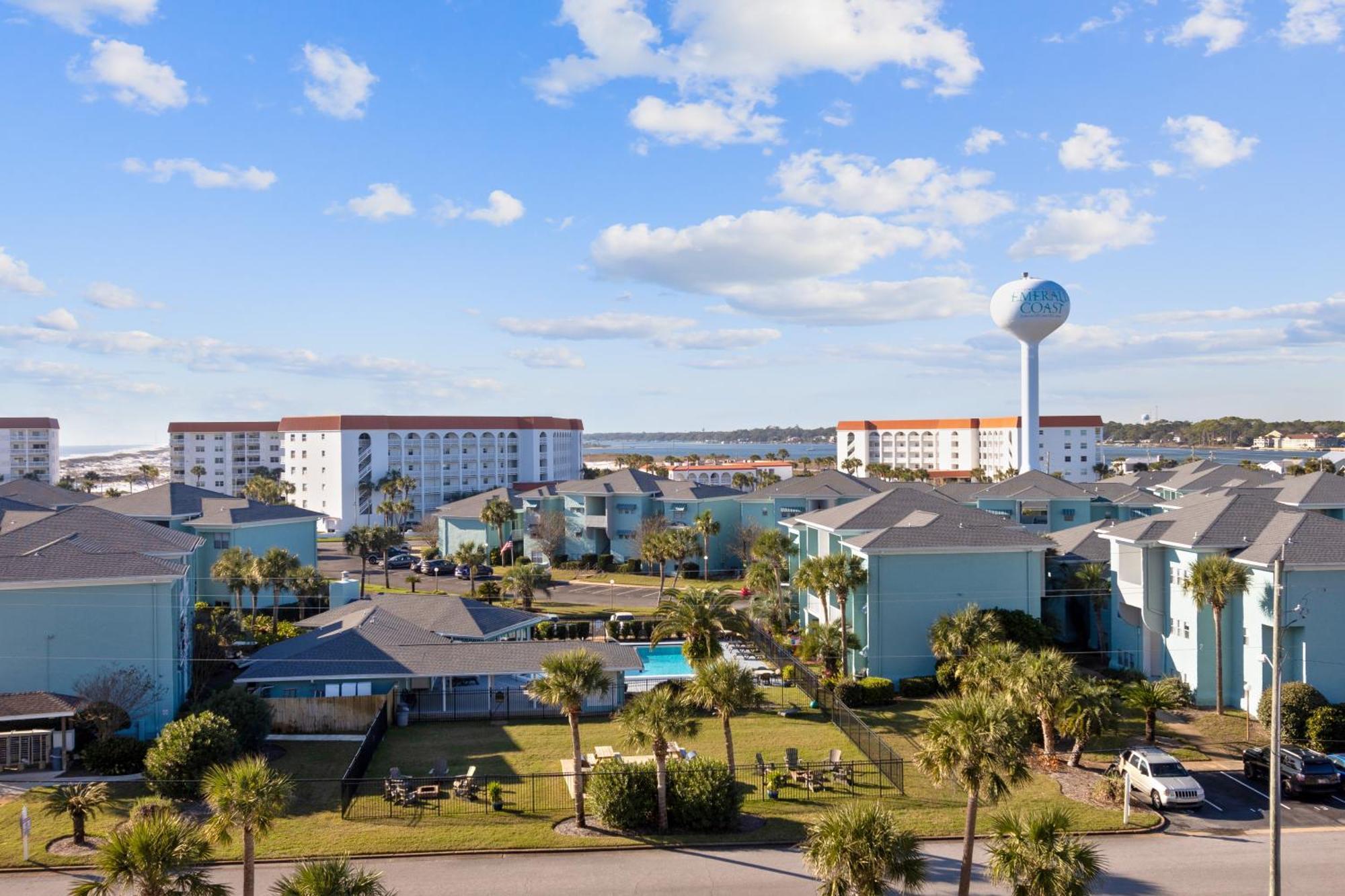 Apartment Seacrest 610- By Isle