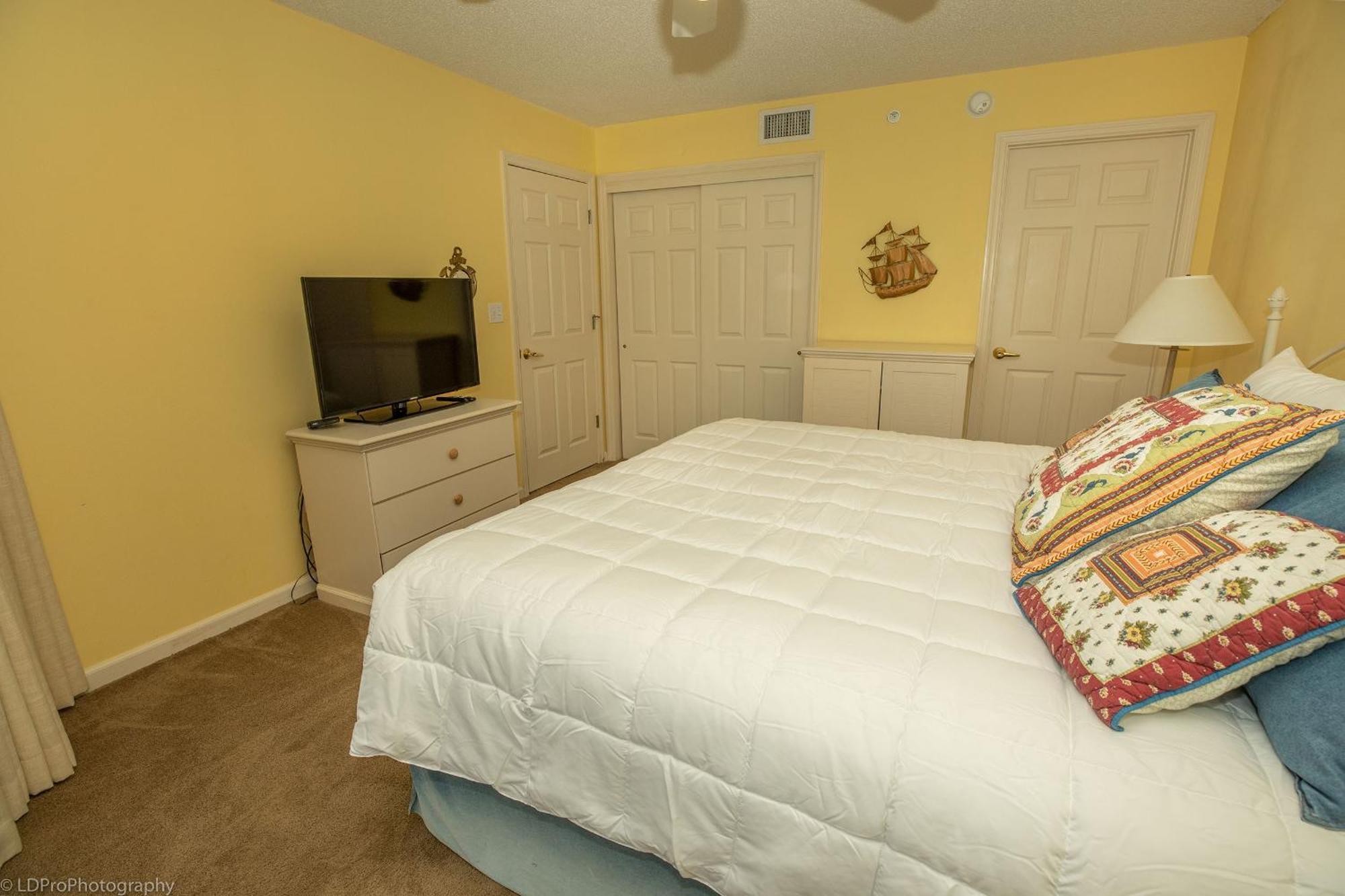 Apartment Seacrest 605- By Isle *