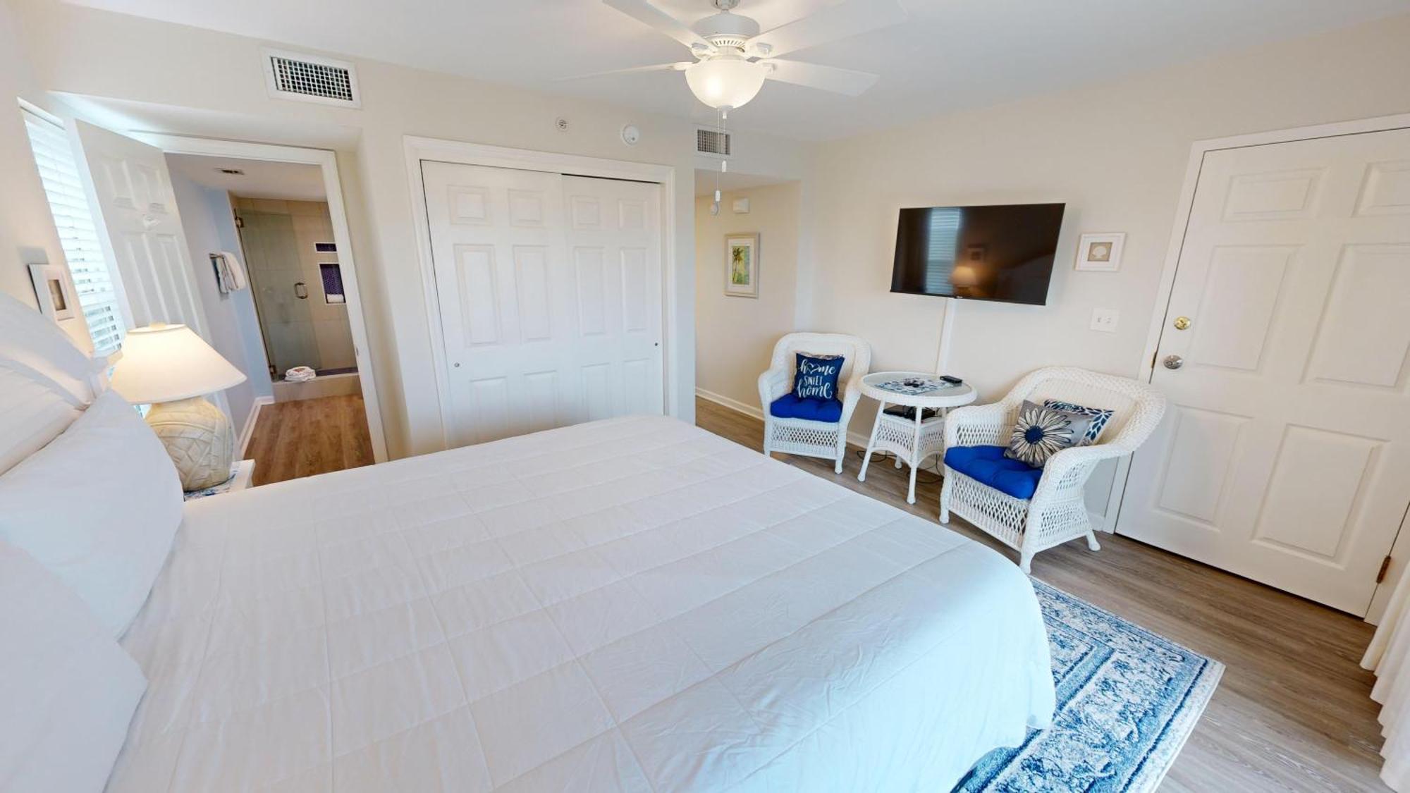 Apartment Seacrest 515ab- By Isle
