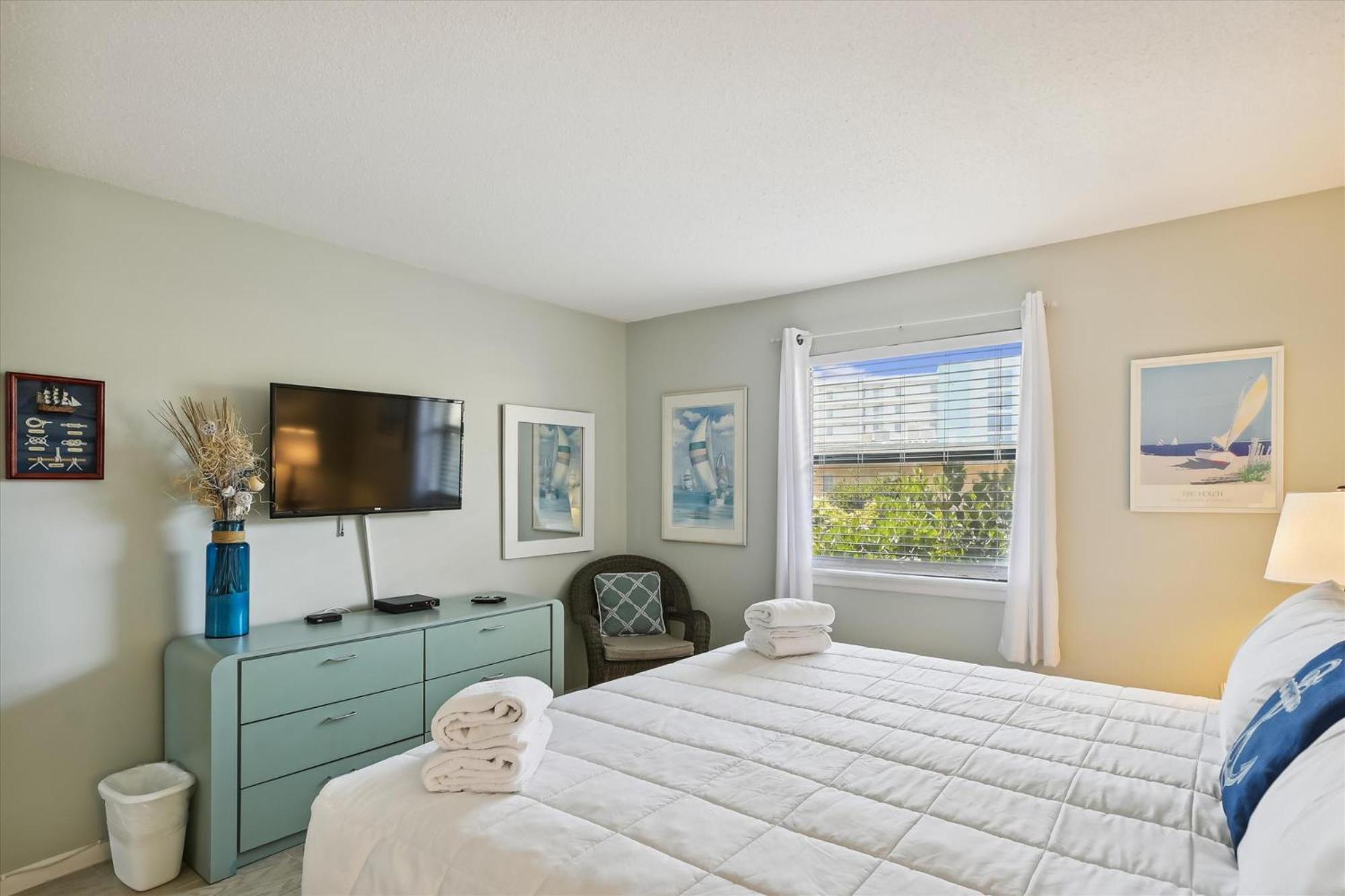 Venus 201- By Isle Apartment Fort Walton Beach