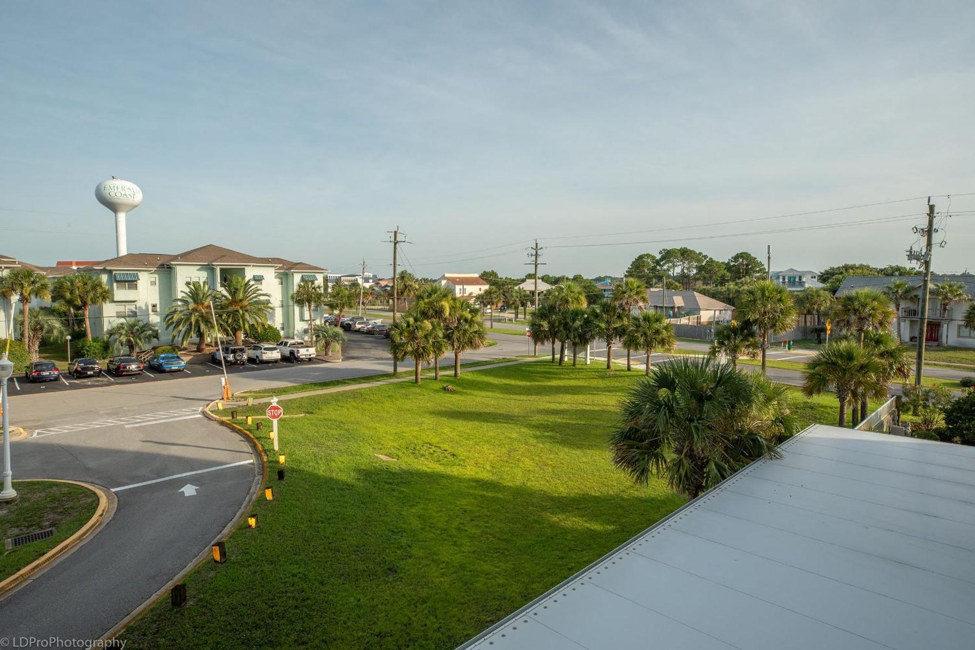 Seacrest 314- By Isle Apartment *