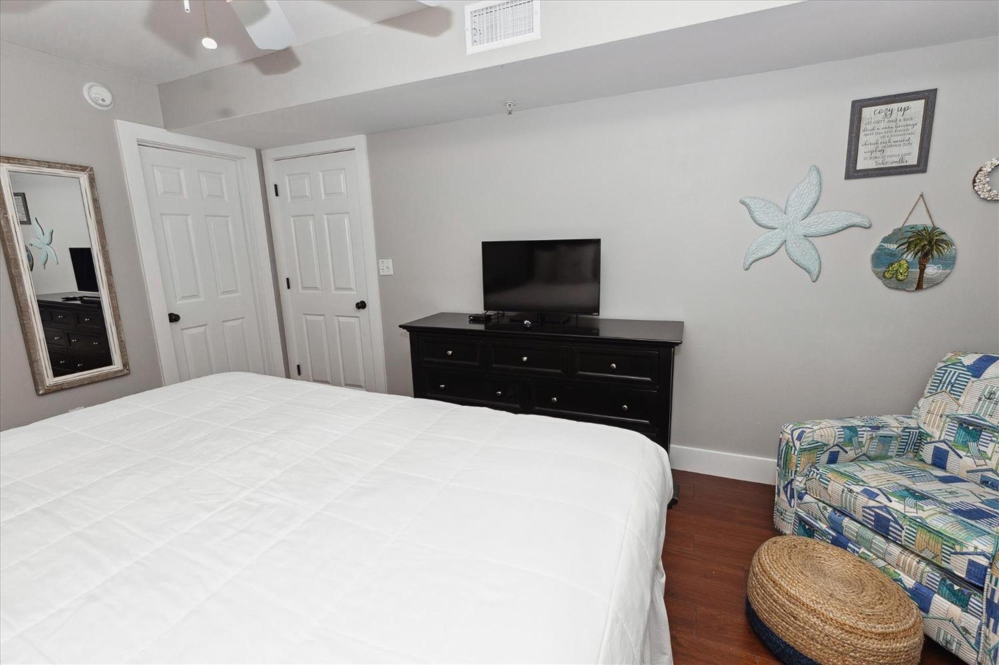 Apartment Seacrest 308- By Isle *