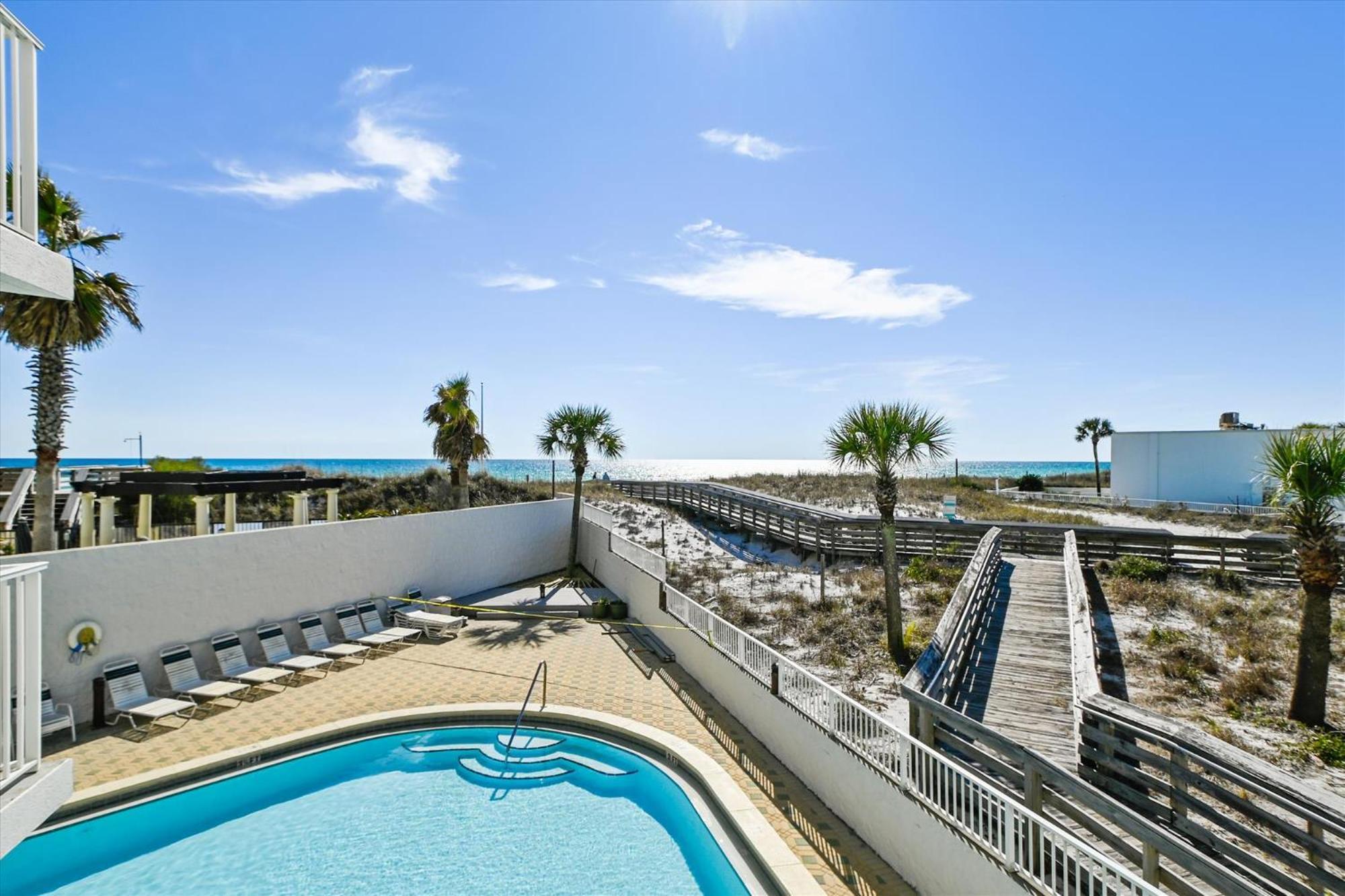 Seacrest 201a- By Isle Apartment Fort Walton Beach