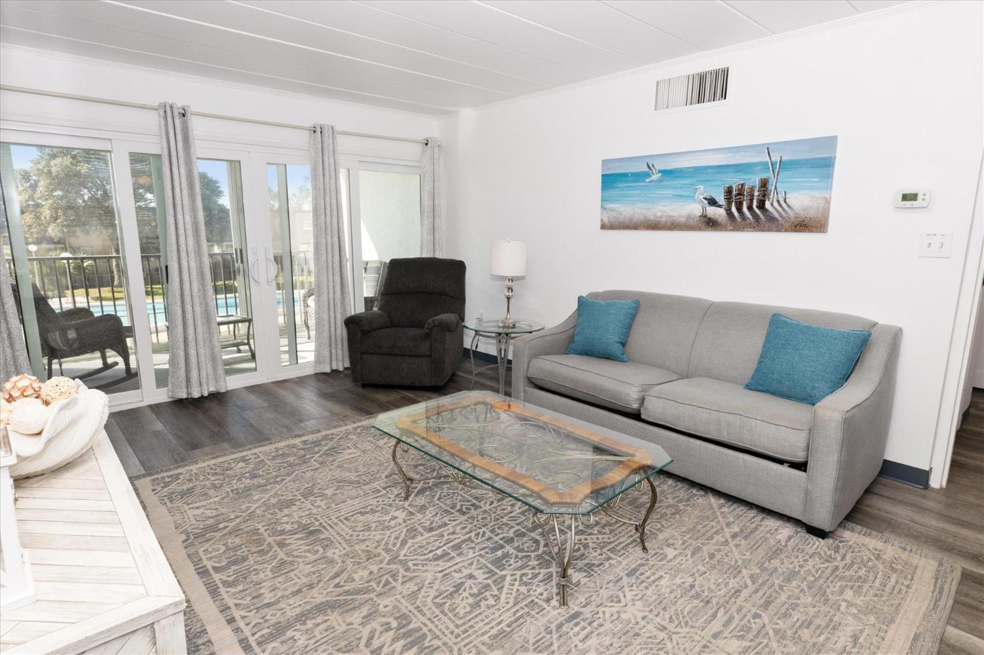 Sea Palm 1d- By Isle Apartment *