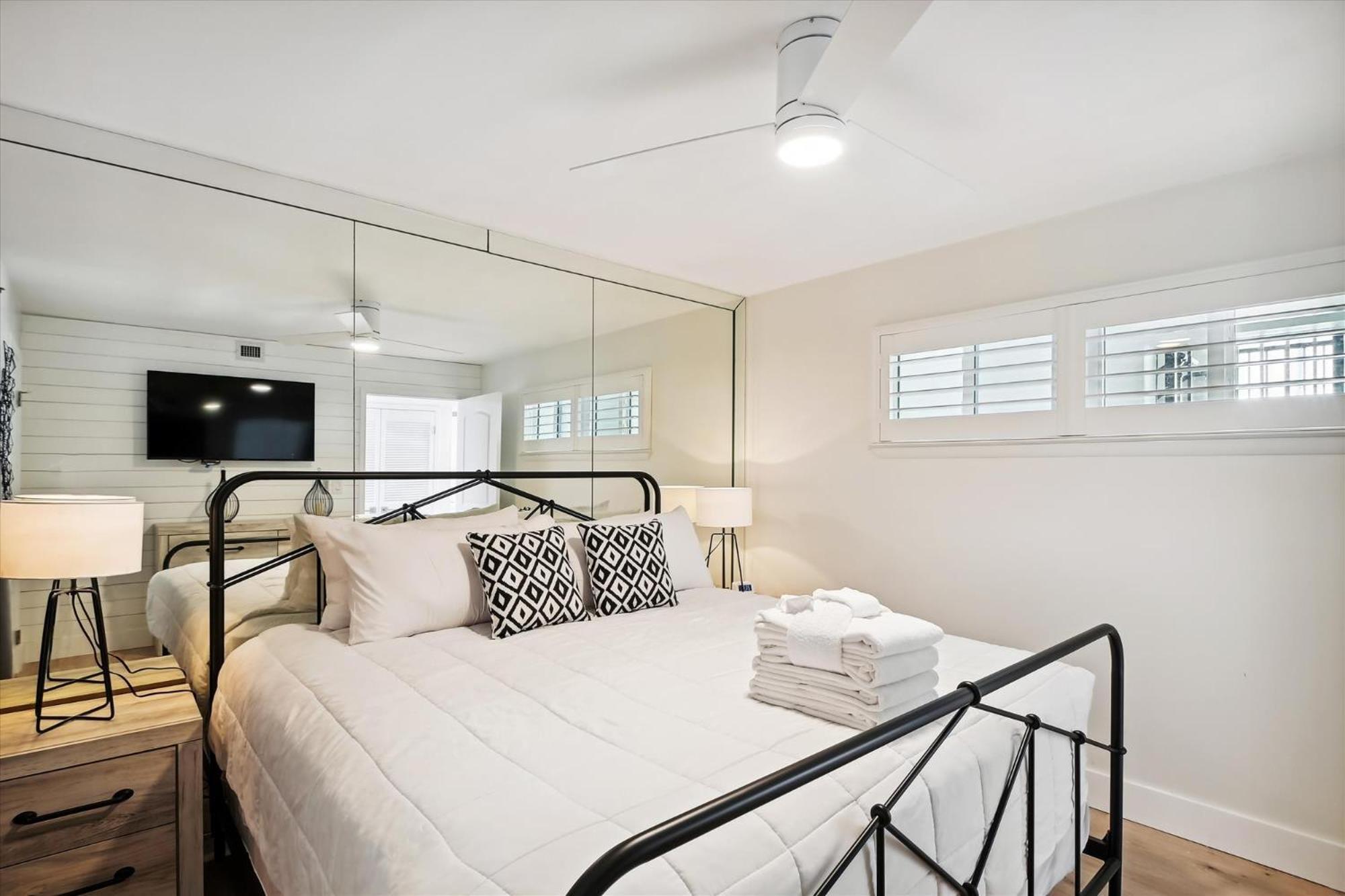 Sea Oats 606- By Isle Apartment *