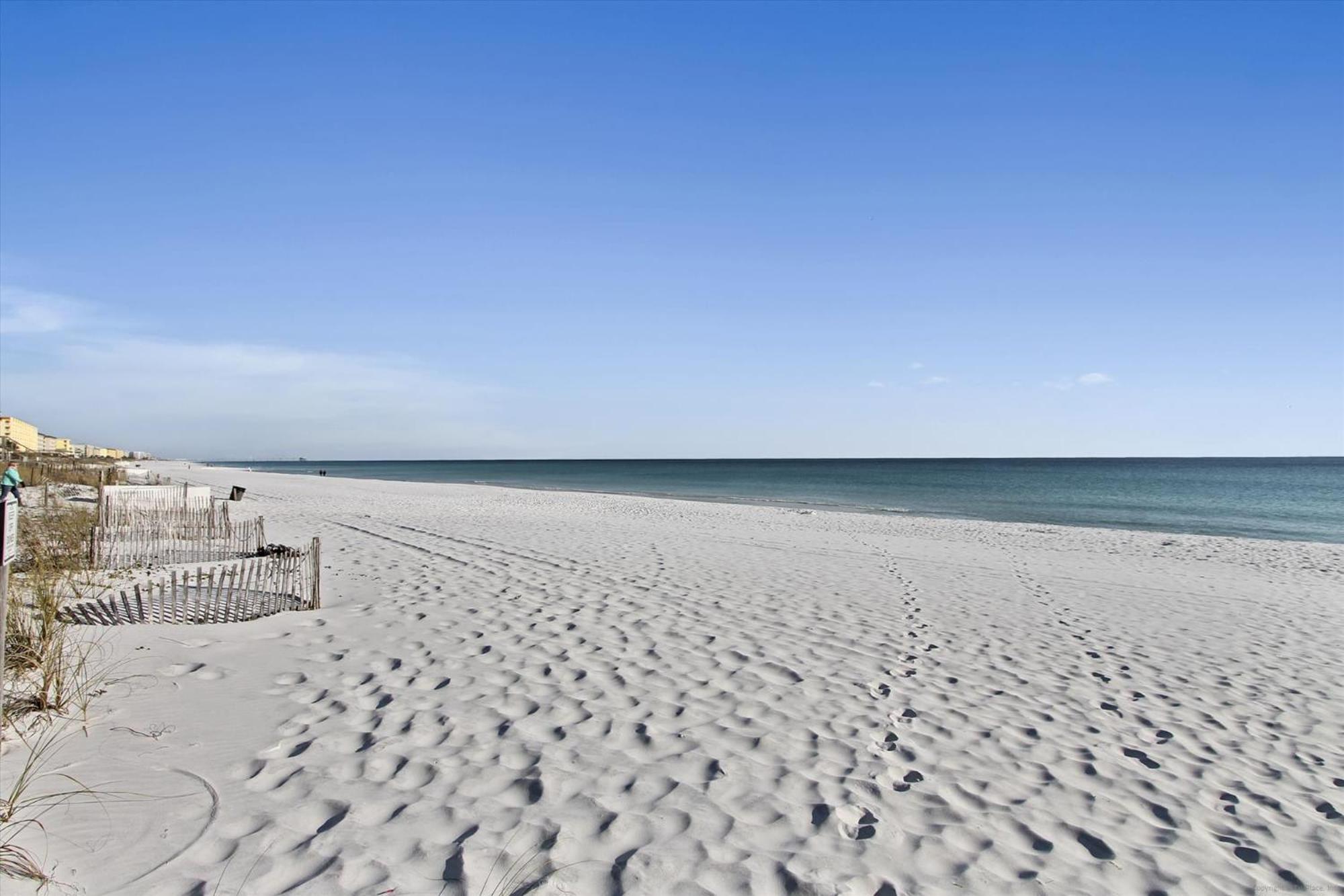 Sea Dunes 104- By Isle Apartment