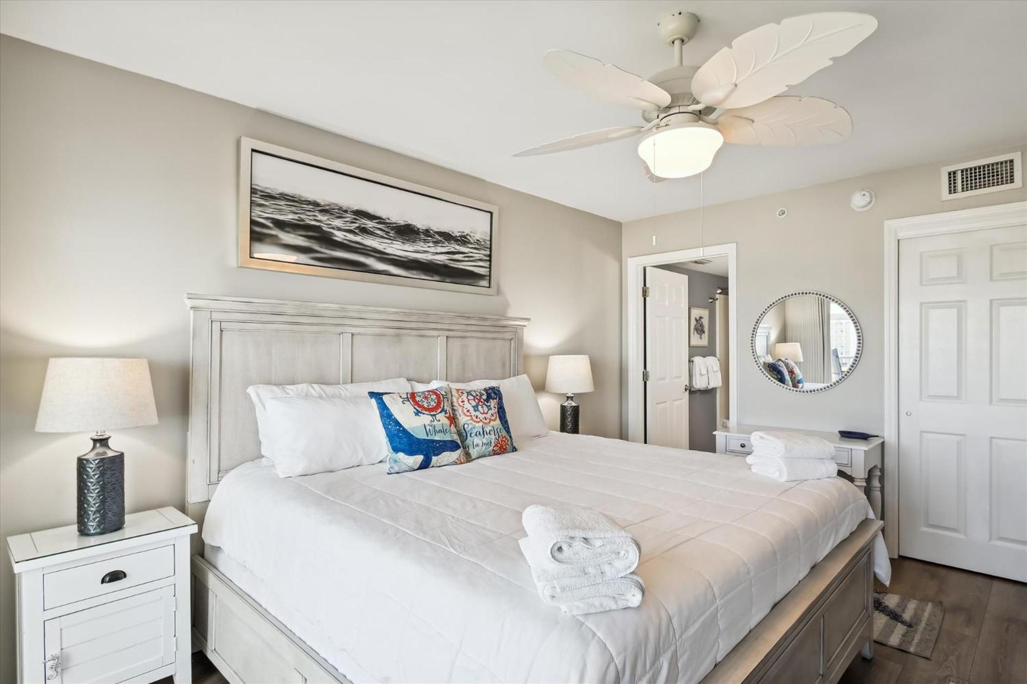 Apartment Seacrest 501ab- By Isle