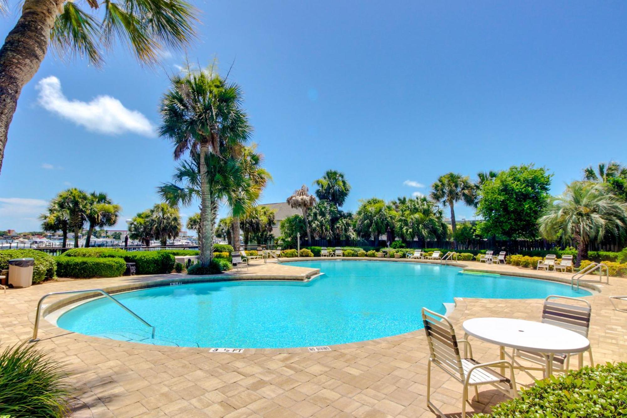 Hotel Pirates Bay B209
