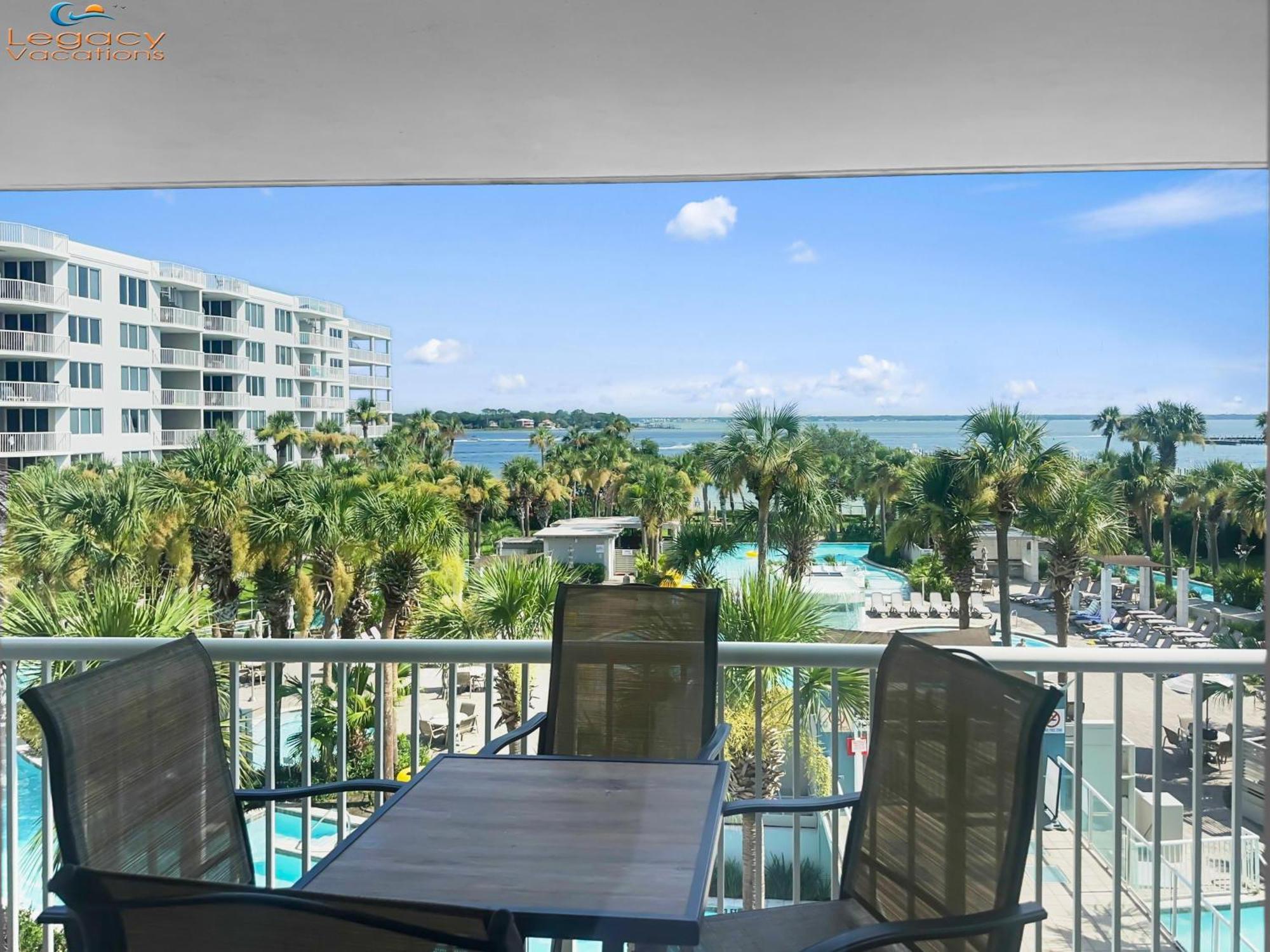 Destin West Pelican#408-resort Corner Lazy River!
