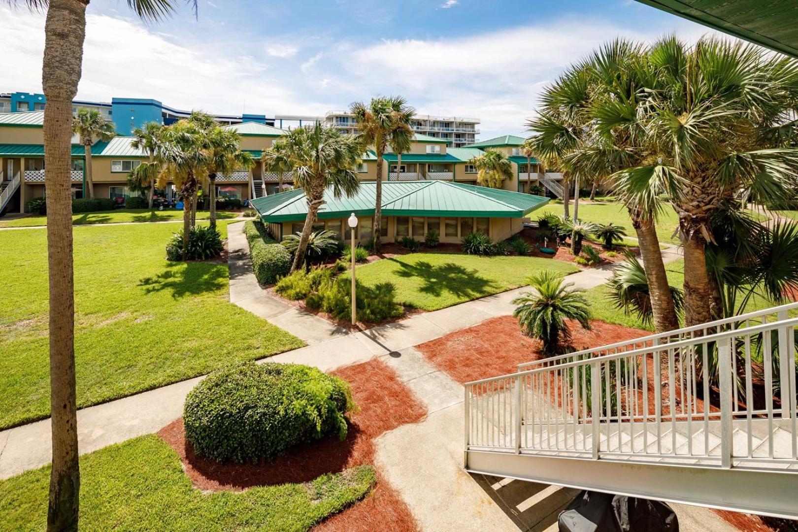 Seaspray - 108d Holiday home