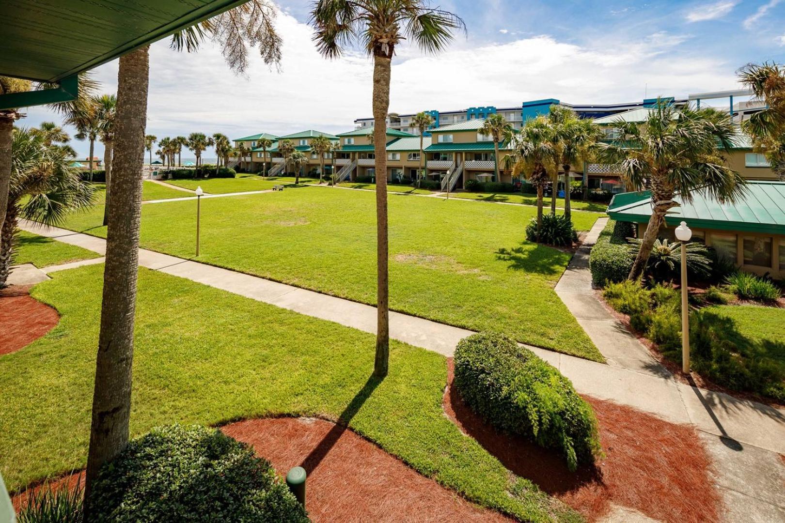 Seaspray - 108d Holiday home