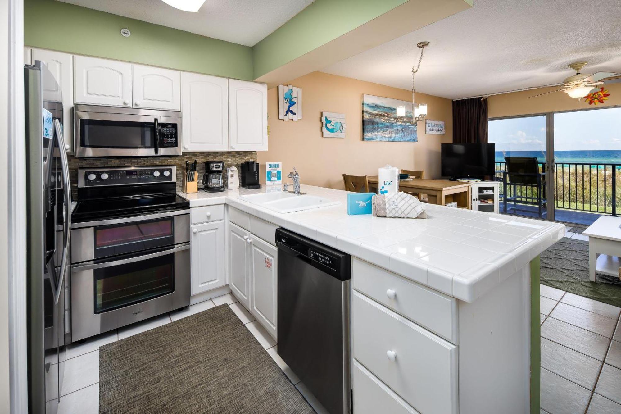 Emerald Twrs West 1004 Apartment