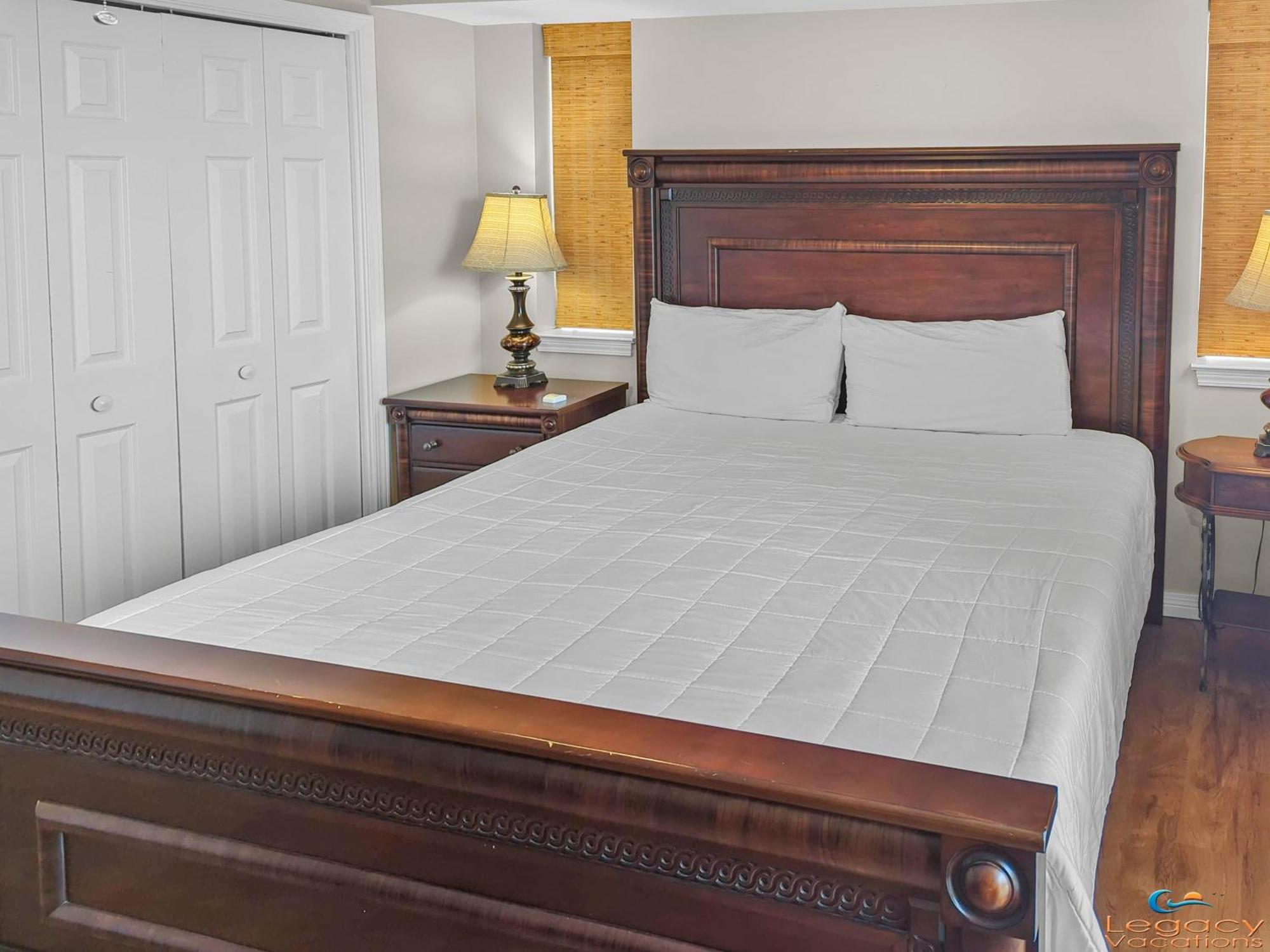Destin West Pelican#408-resort Corner Lazy River! Holiday home Fort Walton Beach