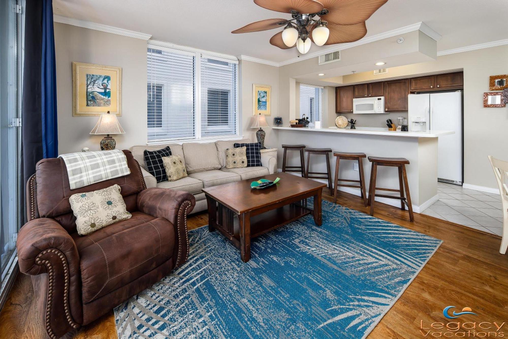 Destin West Pelican#408-resort Corner Lazy River! Holiday home Fort Walton Beach