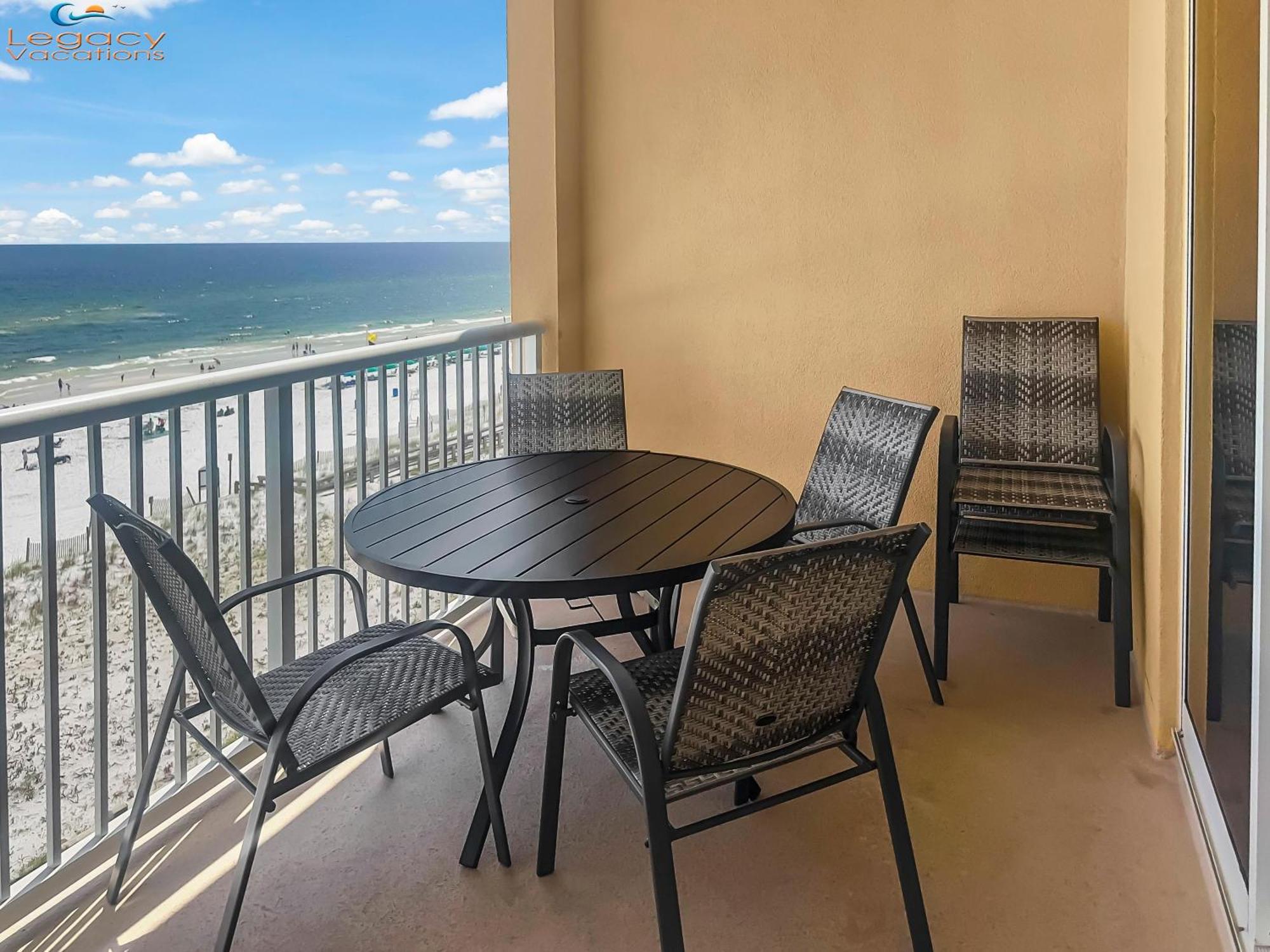 Holiday home Azure #613 *