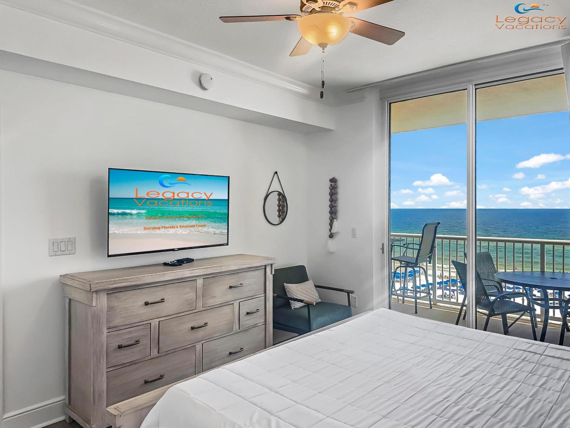 Holiday home Azure #613