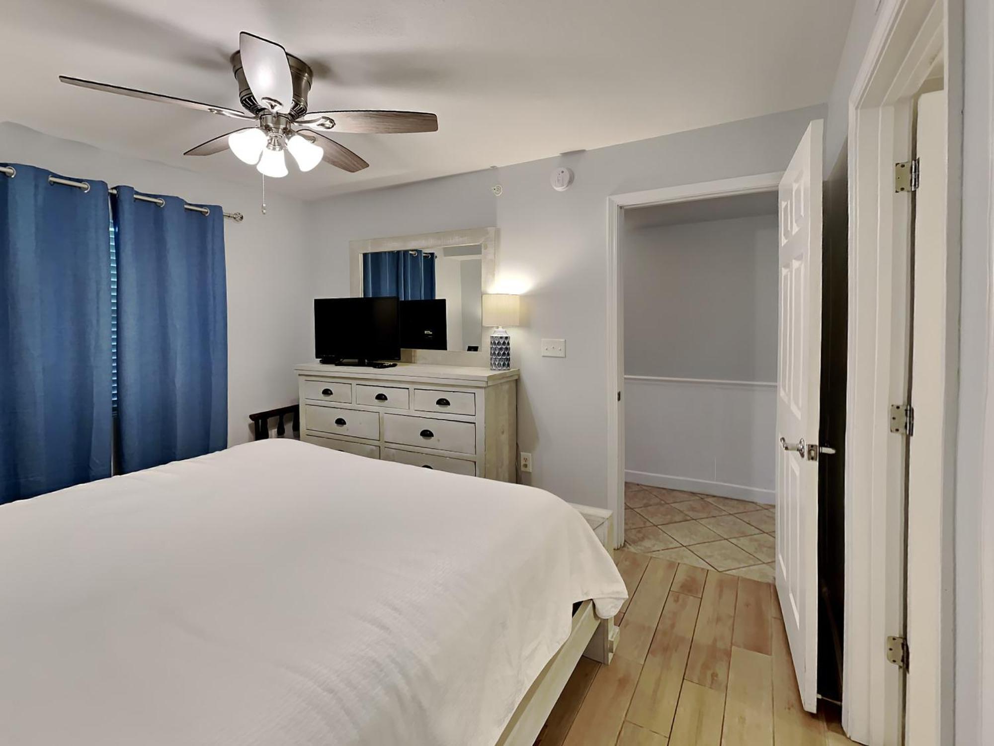 Pelican Isle 213 - Sandy Toes 2 Fort Walton Beach