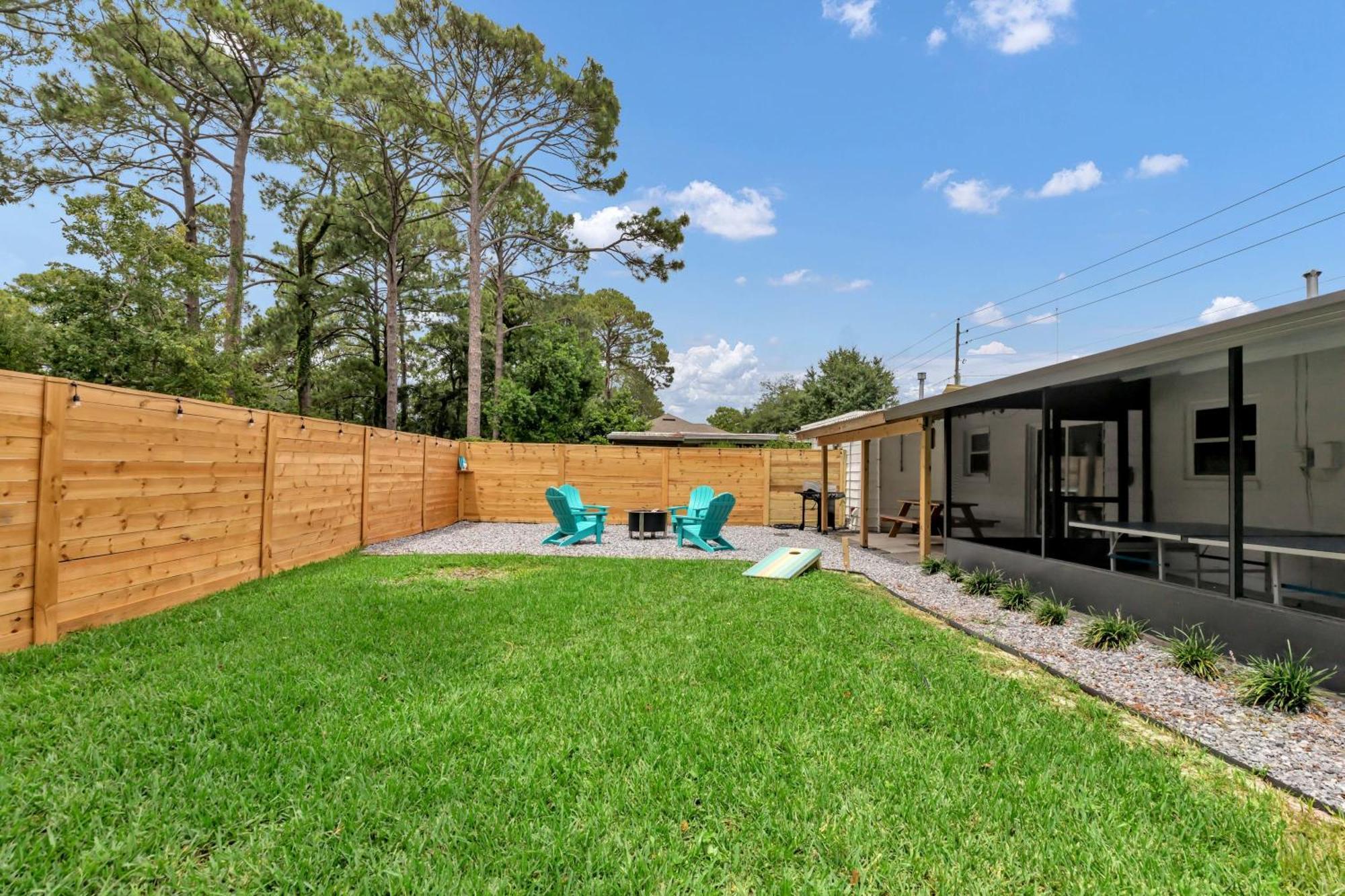 Memorial House - Ping Pong, Grill, Arcade, Beach! *
