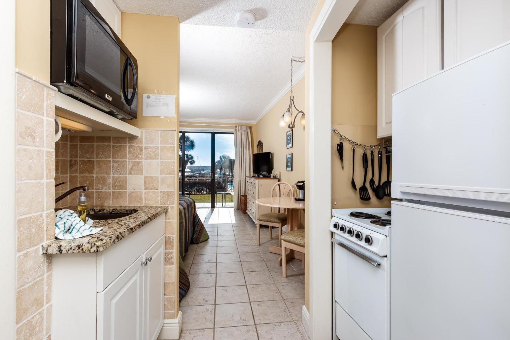 Apartment Pb A115 -cozy Poolside - Close To And Attractions! Fort Walton Beach
