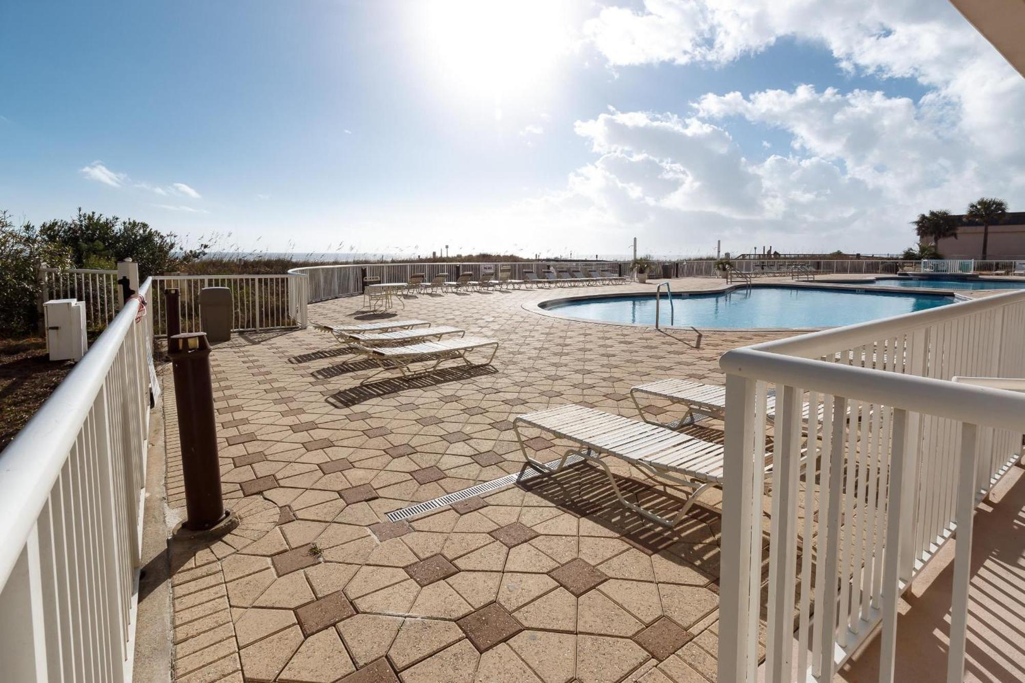 Smp 101 - 3 Bedroom Bchfront Poolside - Sleeps 9! Apartment *