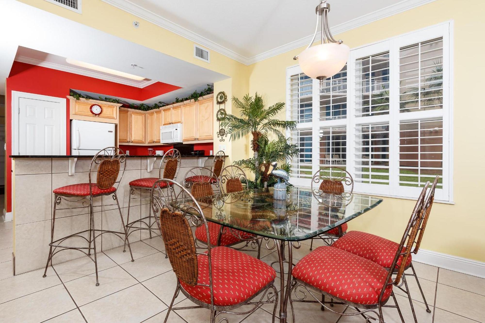 Apartment Smp 101 - 3 Bedroom Bchfront Poolside - Sleeps 9!