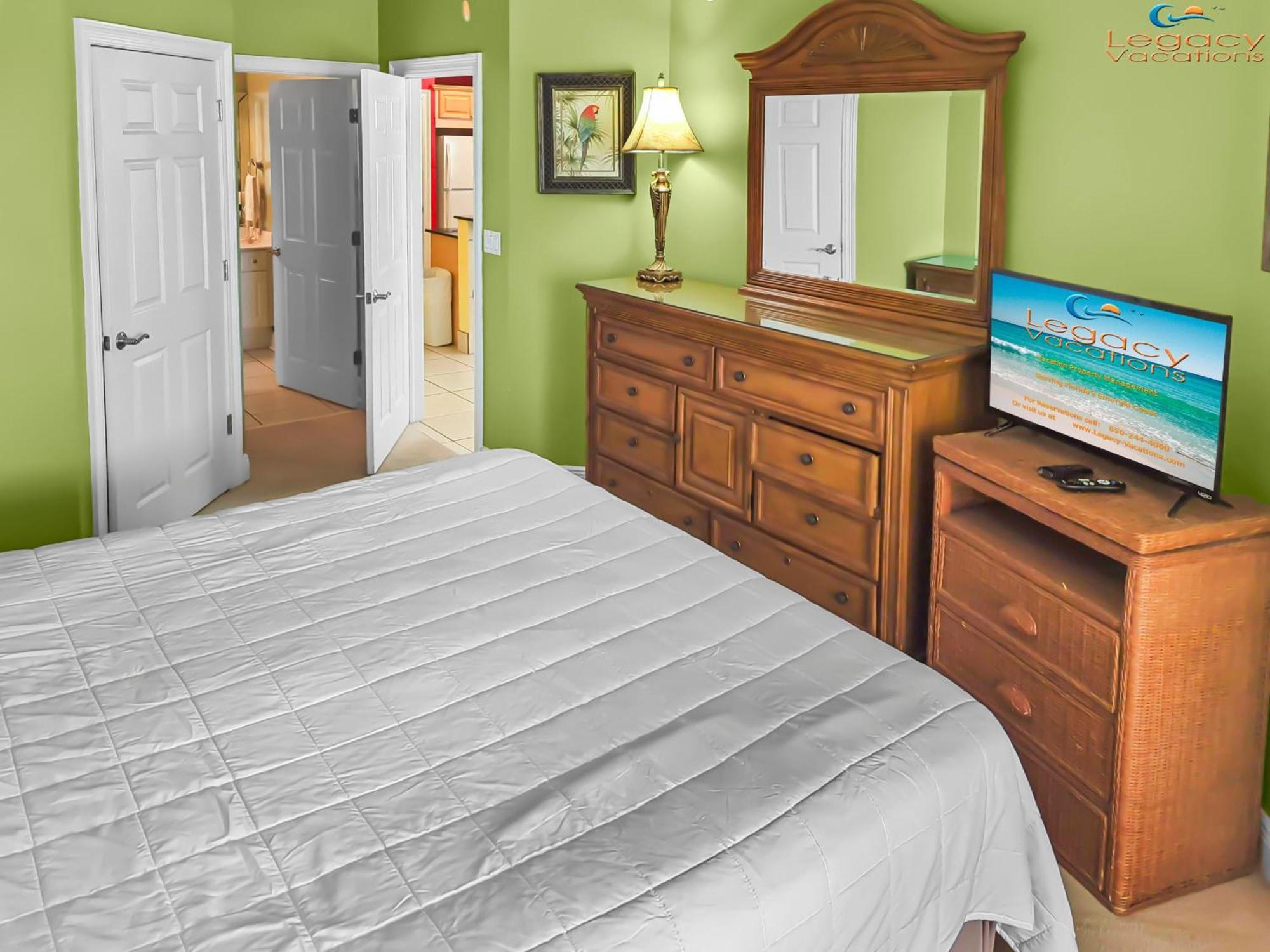 Apartment Smp 101 - 3 Bedroom Bchfront Poolside - Sleeps 9! Fort Walton Beach