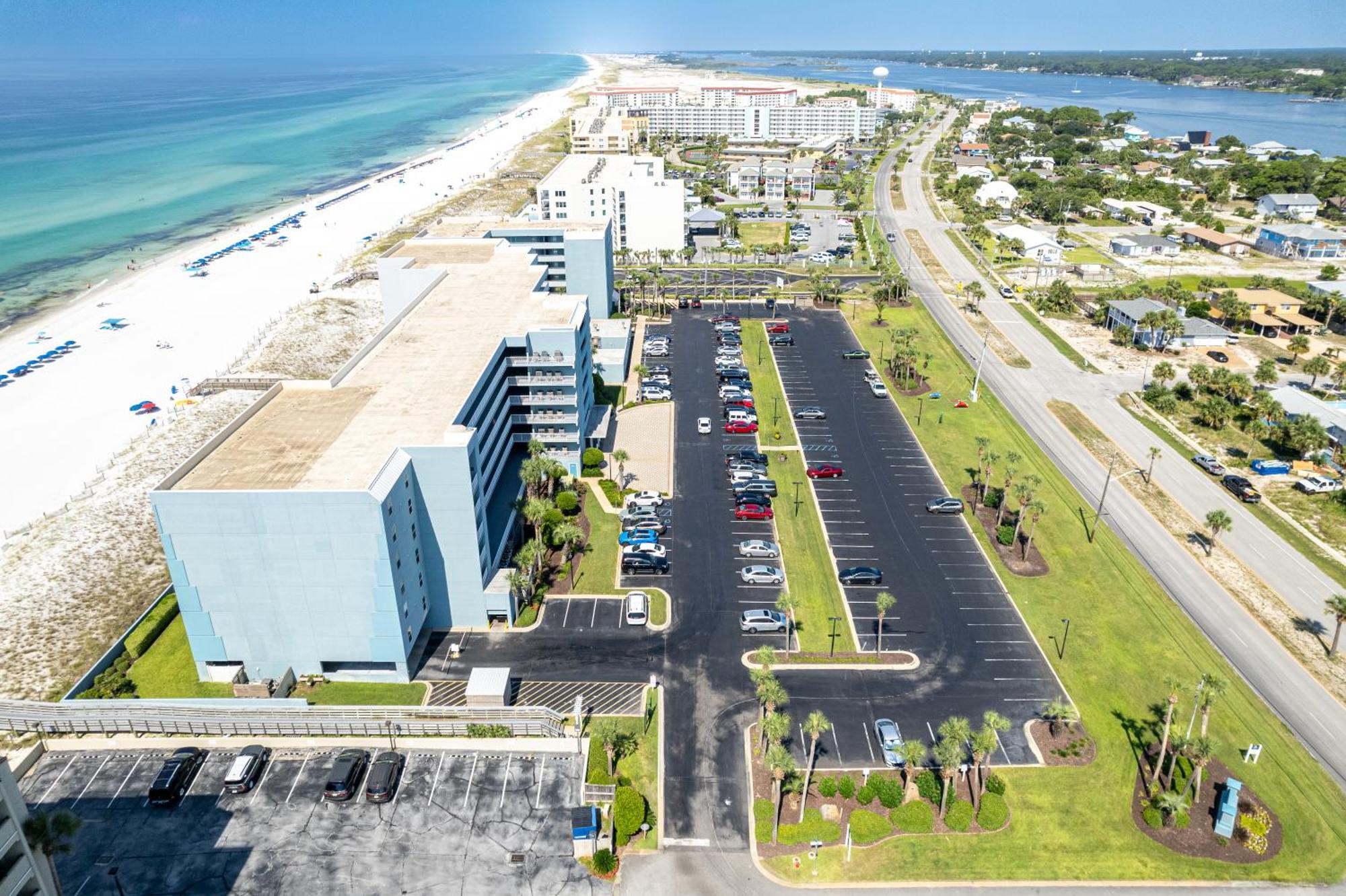 Seacrest 701b- By Isle Apartment *