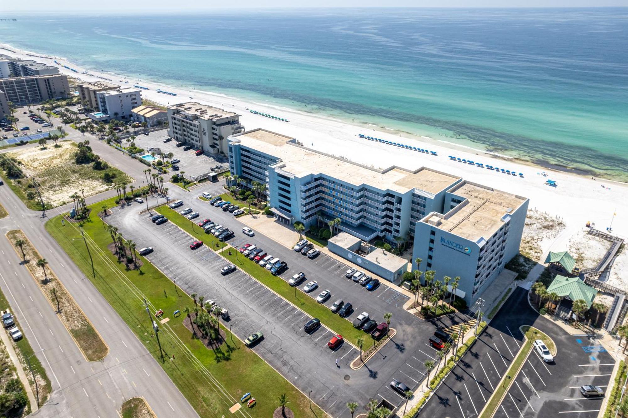 Seacrest 301a- By Isle Apartment *