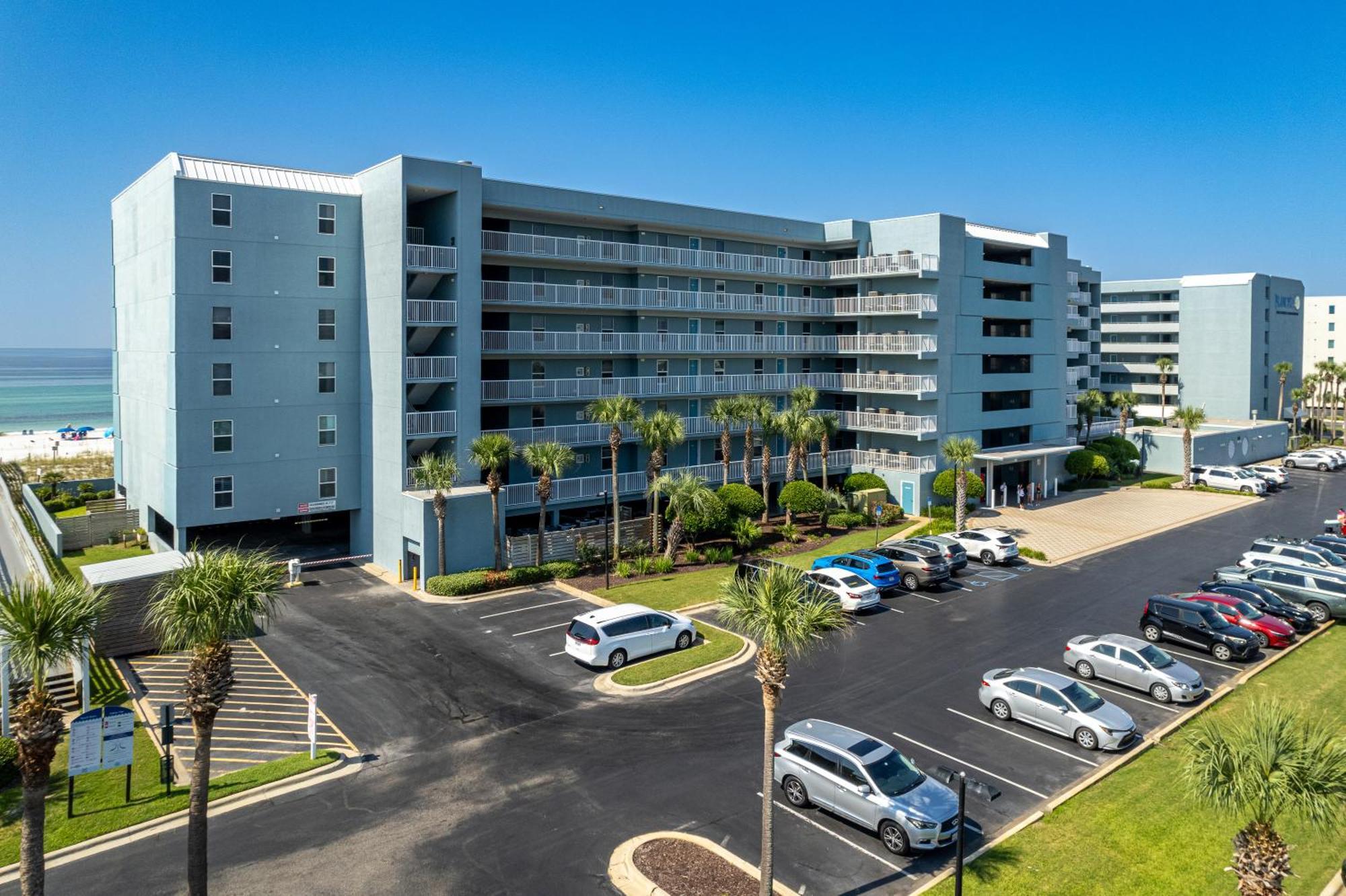 Apartment Seacrest 301b- By Isle *