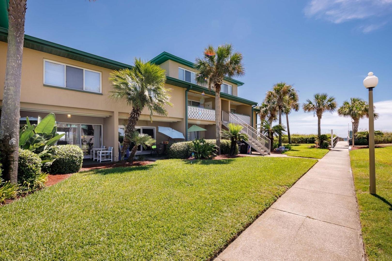 Holiday home Seaspray 115b