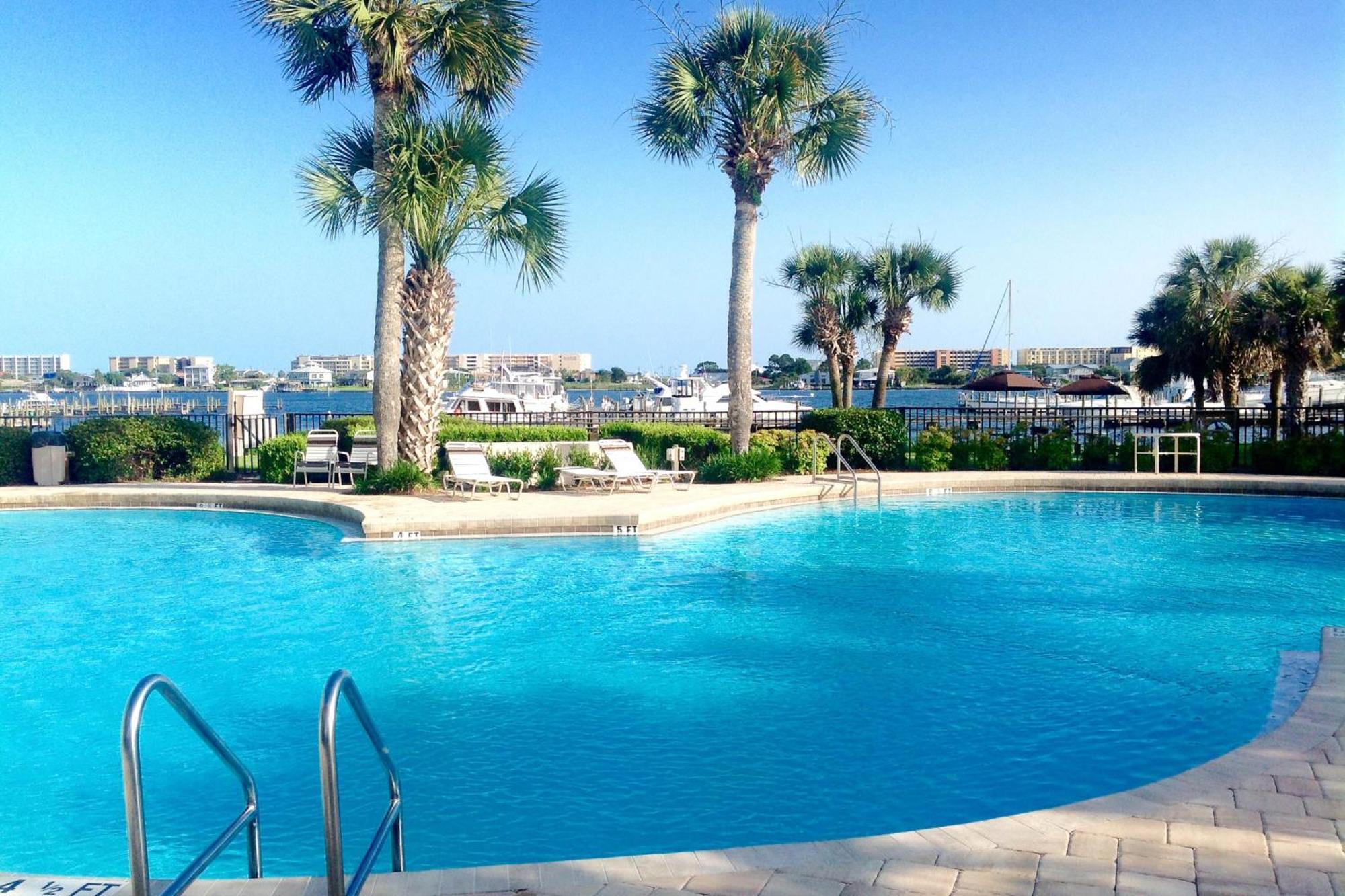 Pirates Bay A104 Hotel *