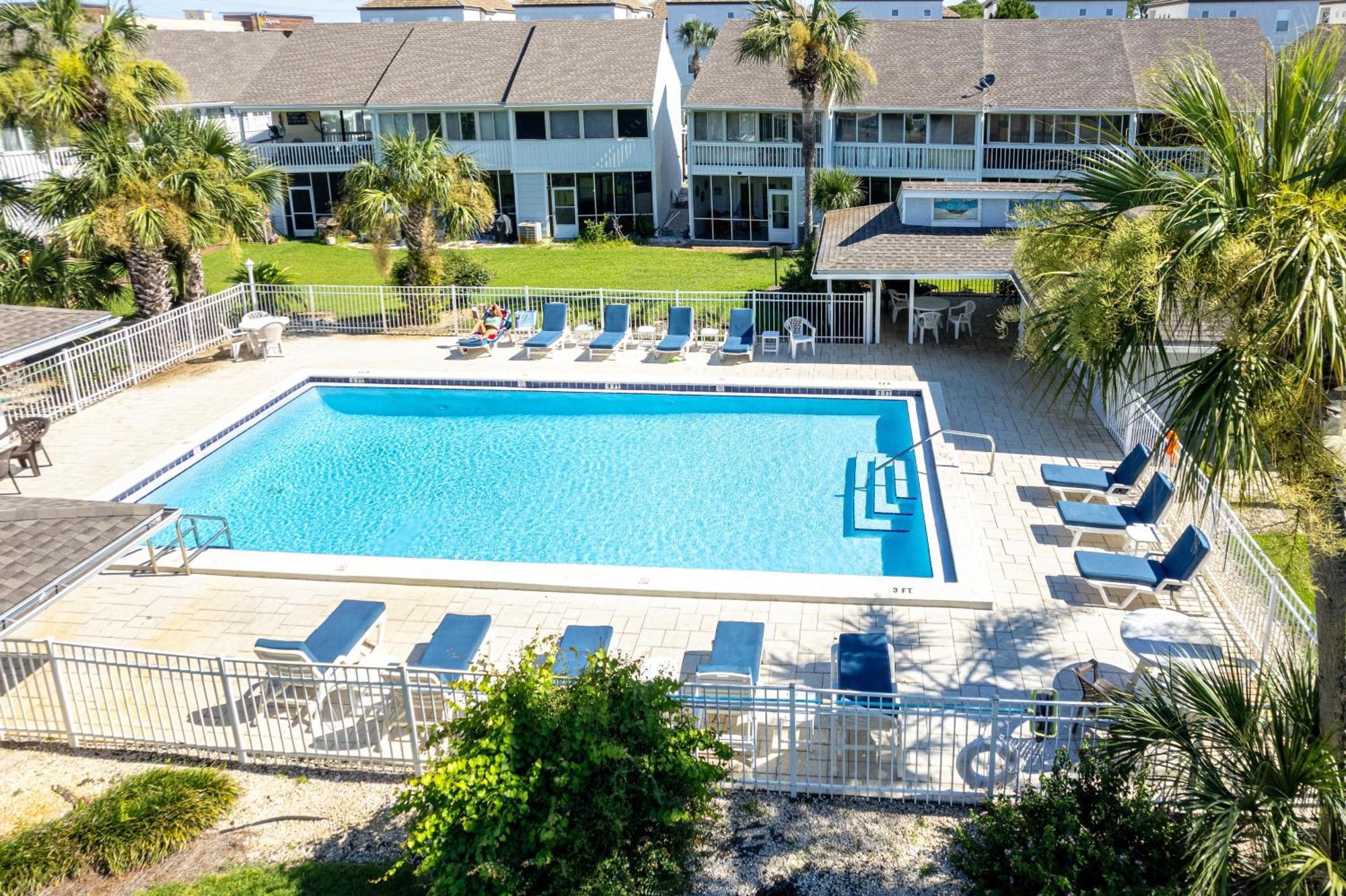 Seacrest 707- By Isle Apartment Fort Walton Beach